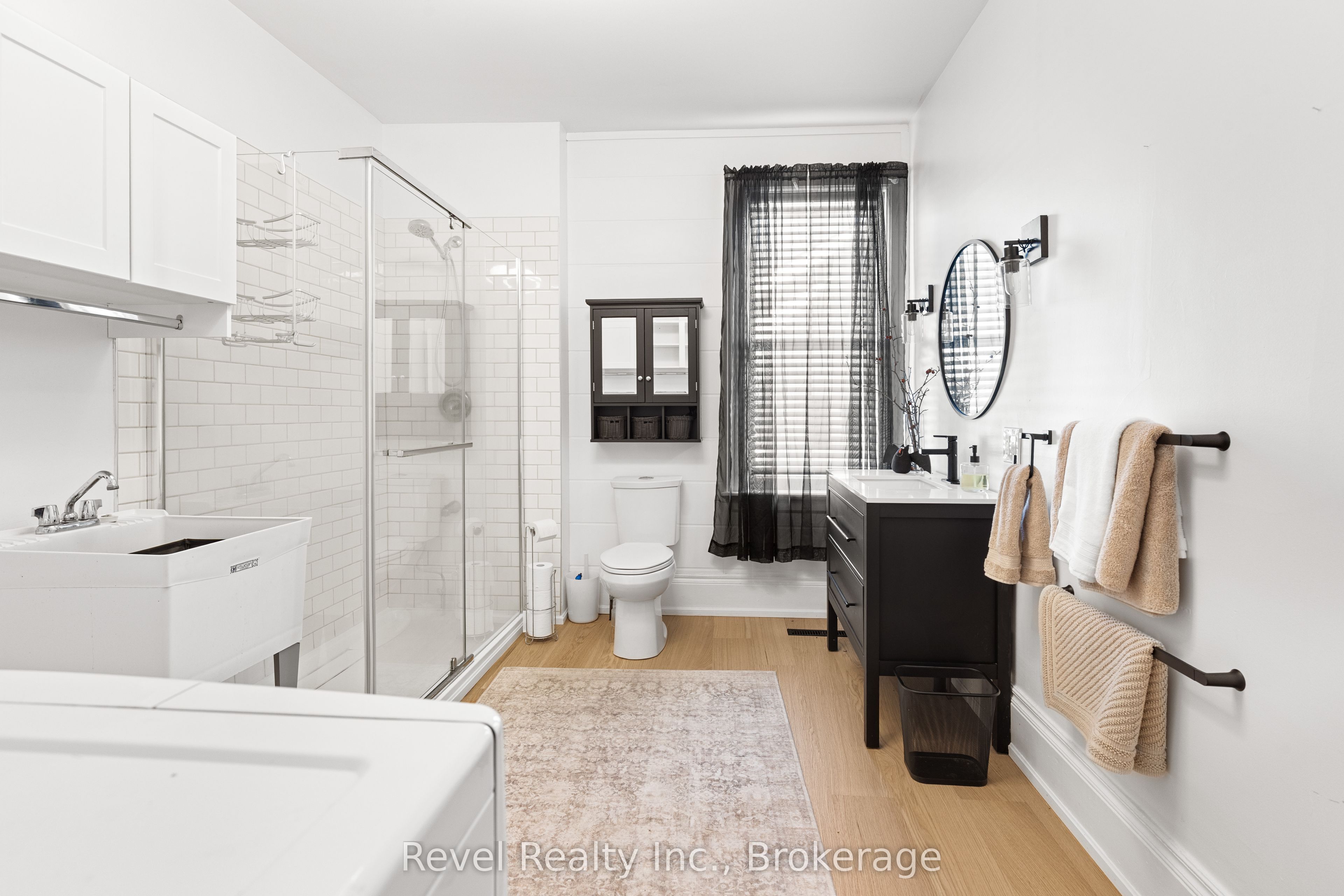 15578 Simcoe Street Property Photo 23