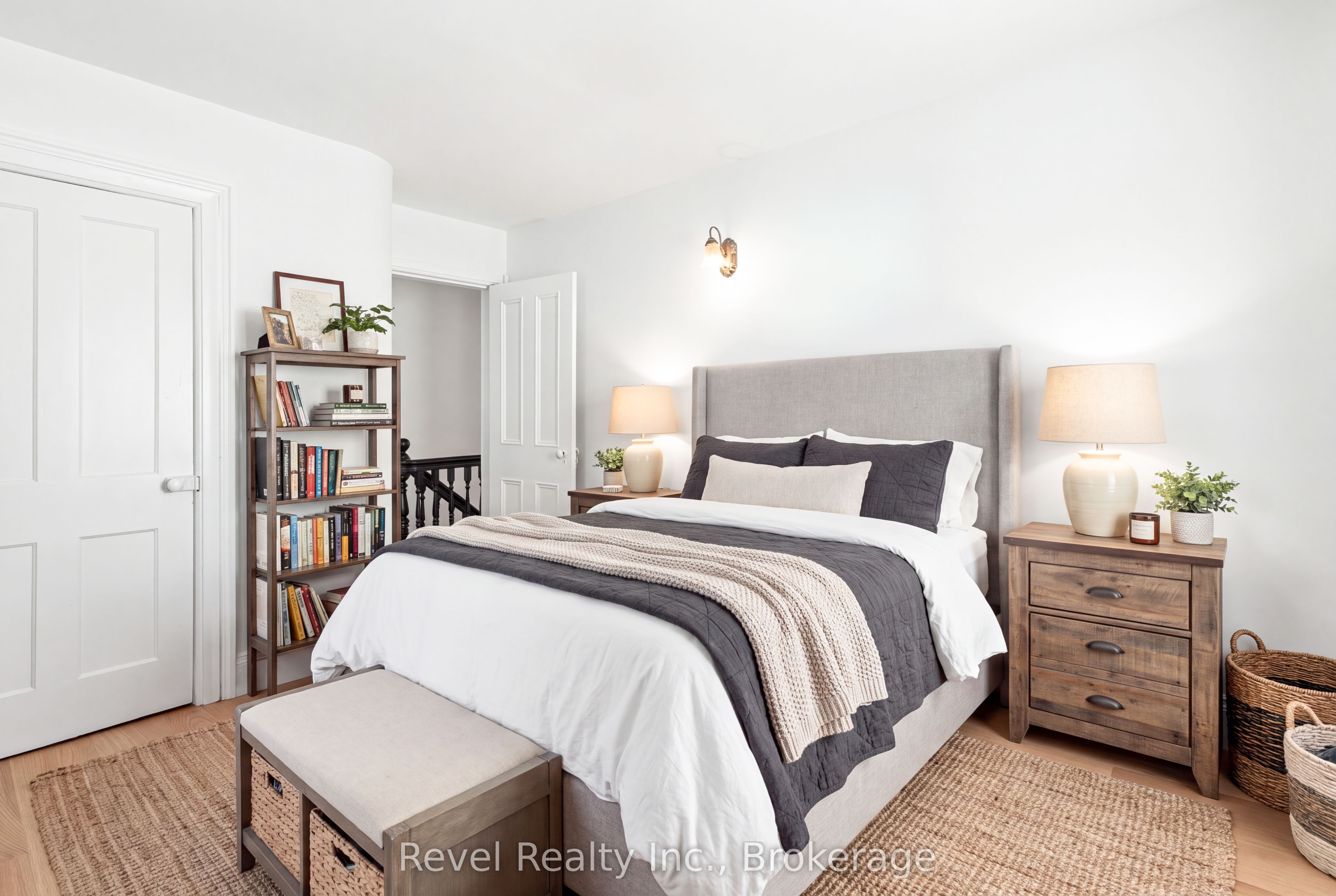 15578 Simcoe Street Property Photo 28