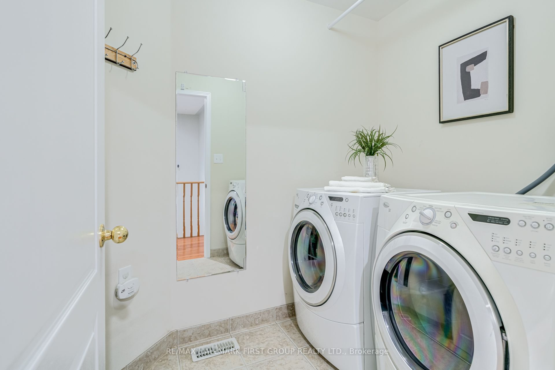 6 Tansley Crescent Property Photo 23