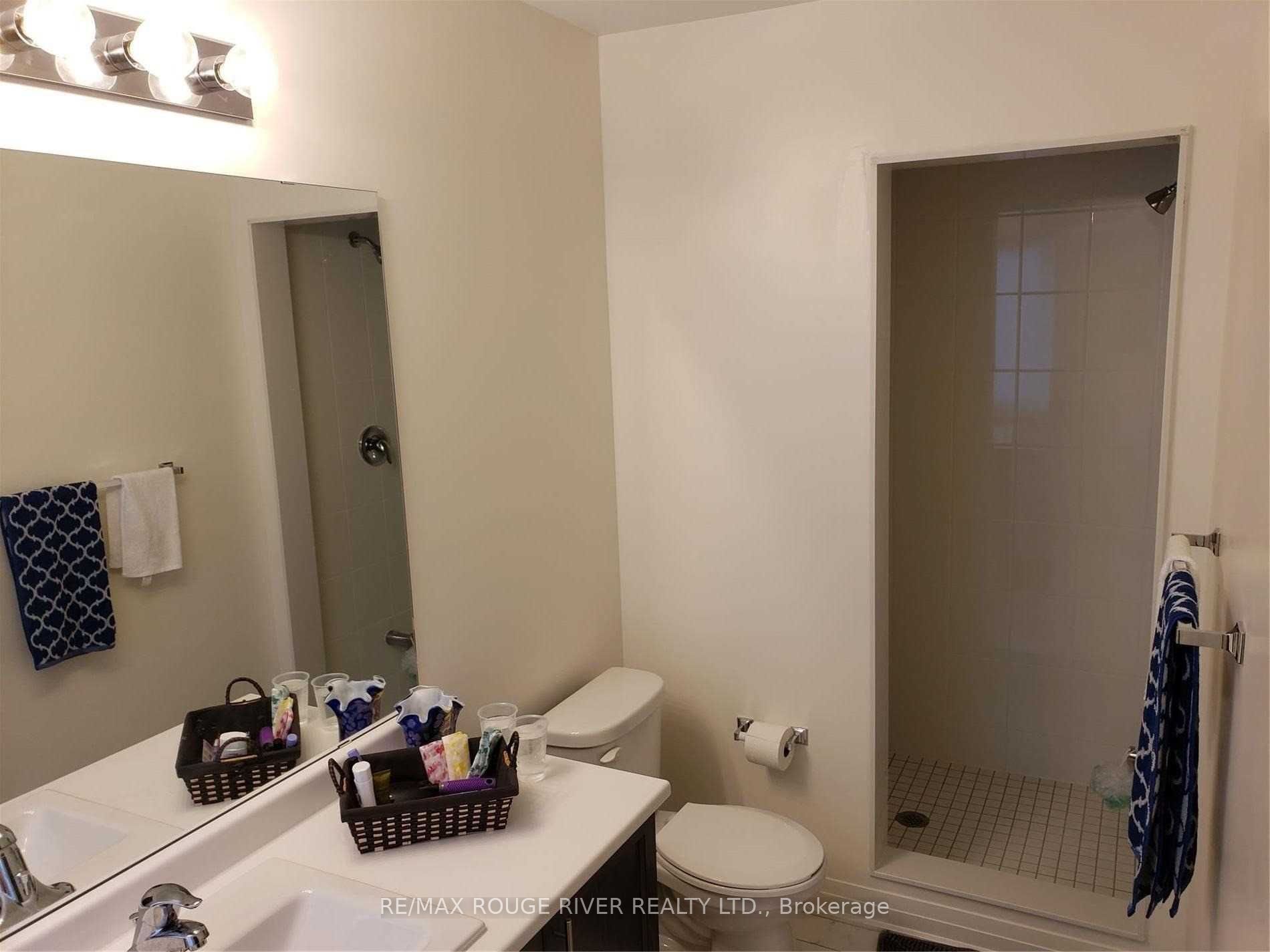19 Caspian Square Property Photo 7