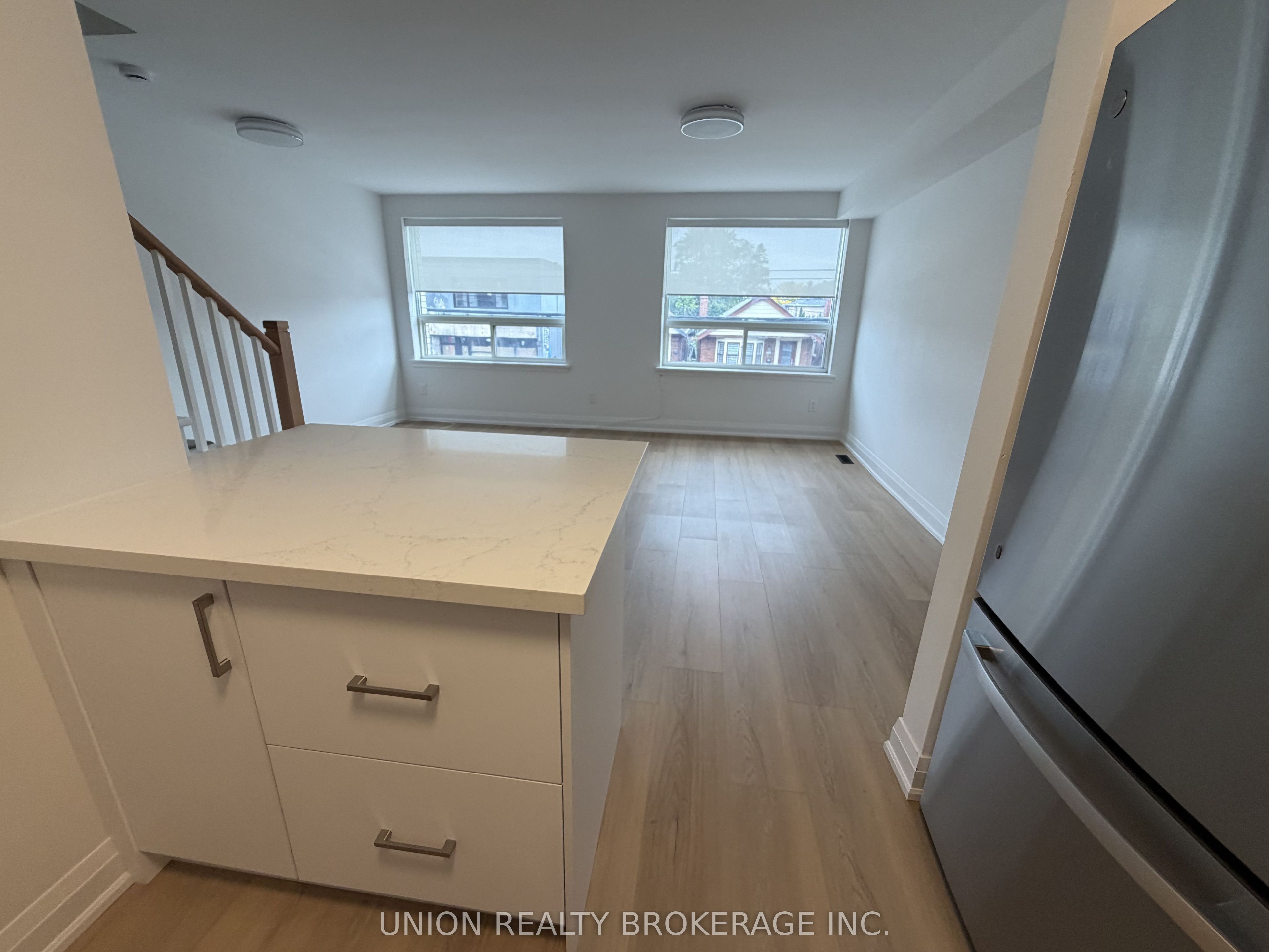 930a Pape Avenue Unit 1 Property Photo 4