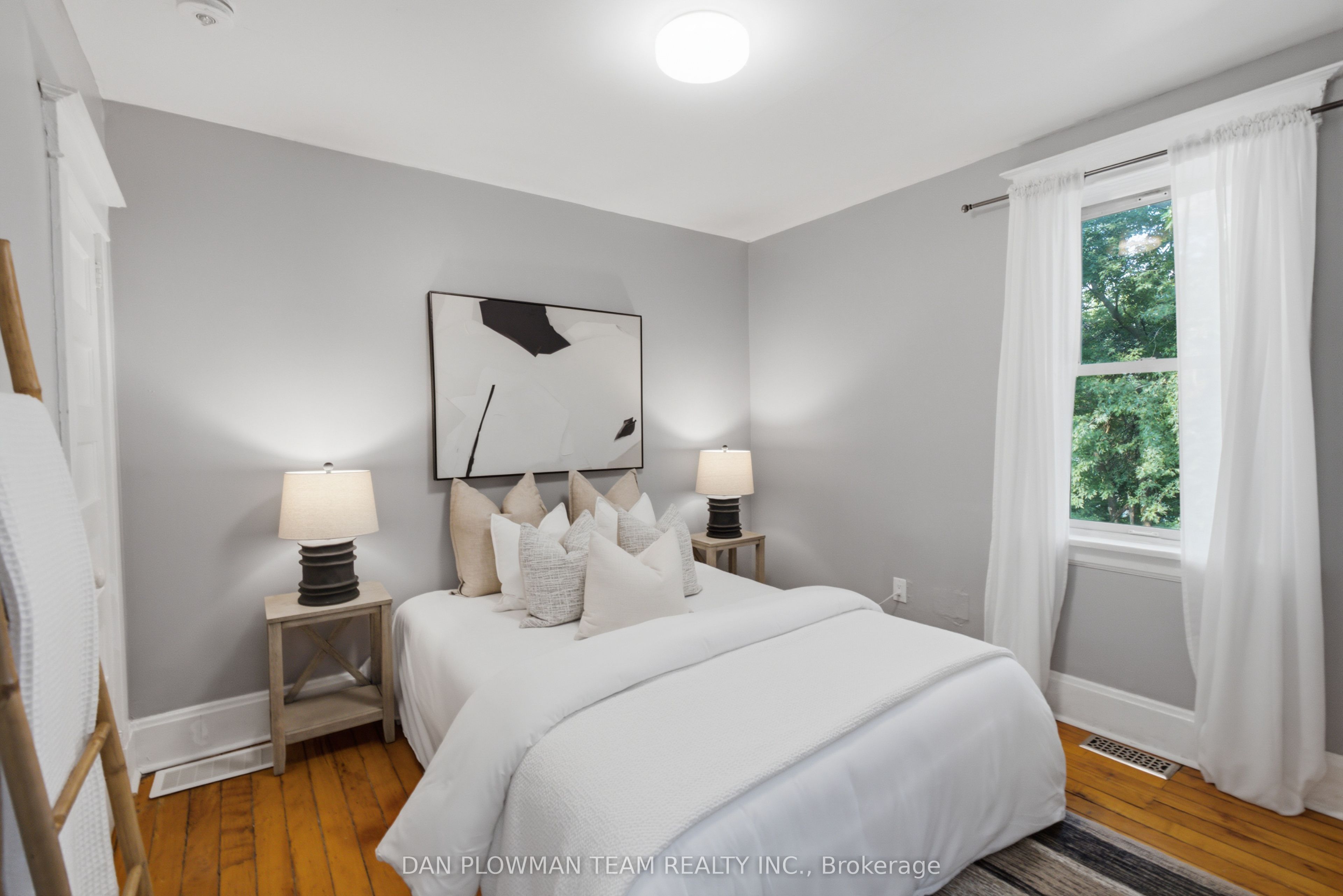 265 Haig Street Property Photo 15