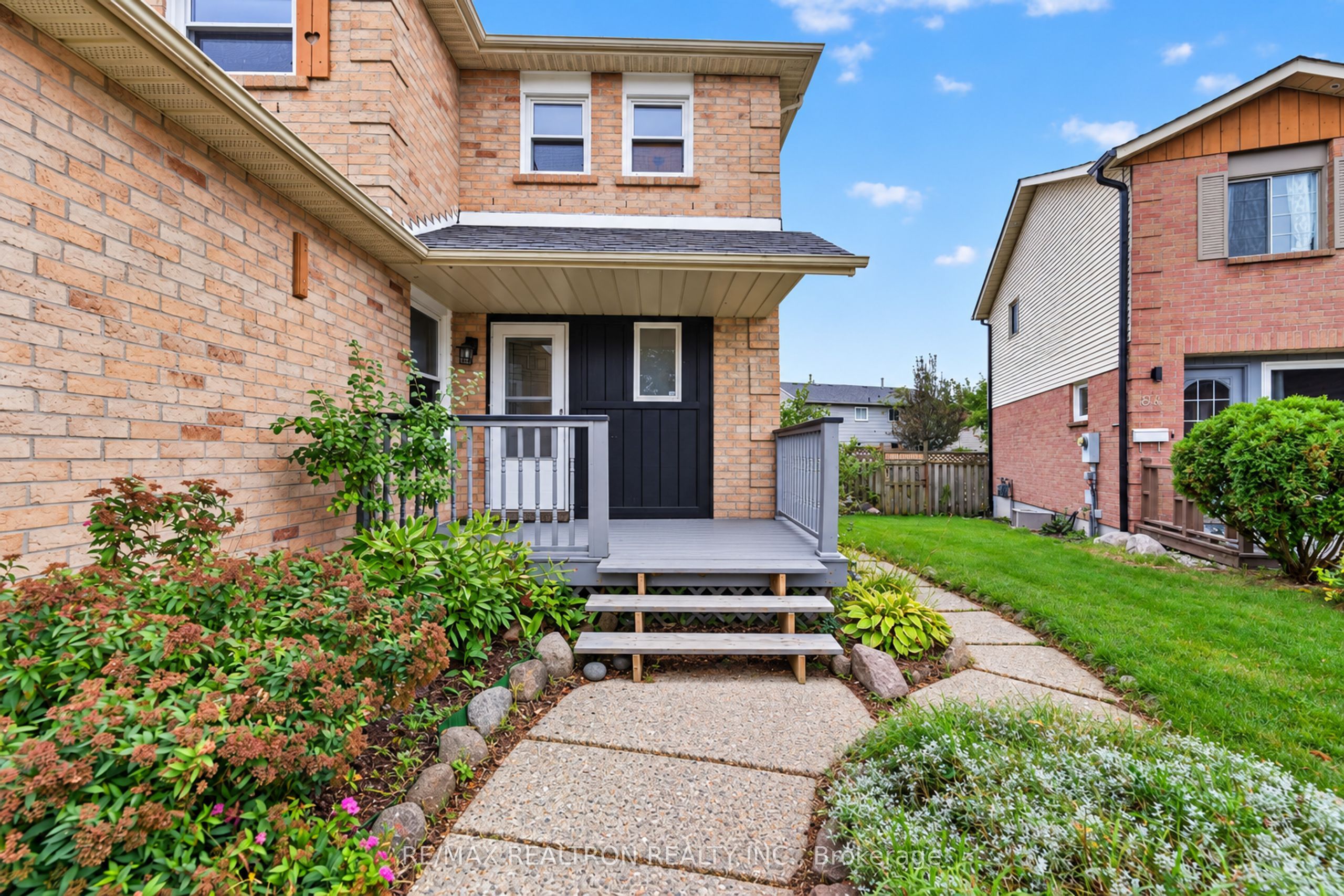 86 Tams Drive #main Property Photo 3