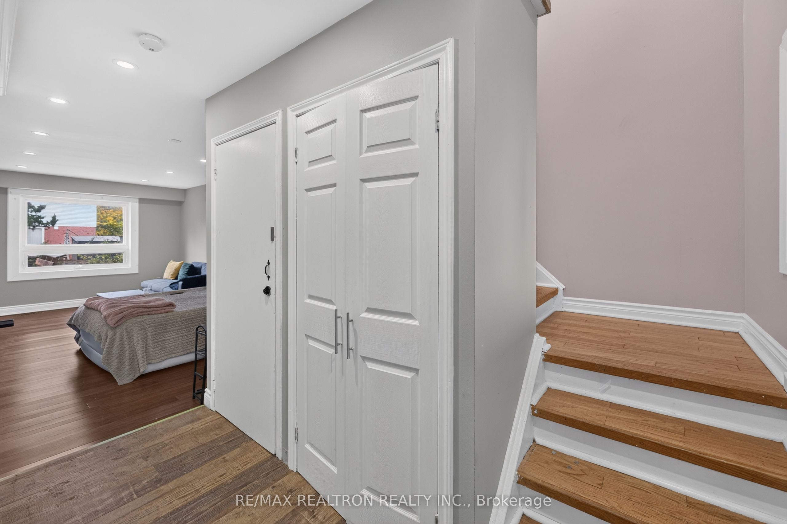 86 Tams Drive #main Property Photo 5