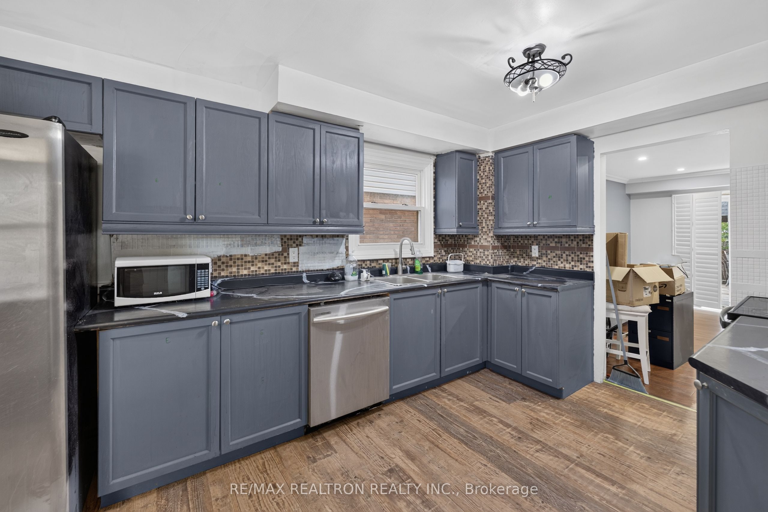 86 Tams Drive #main Property Photo 7