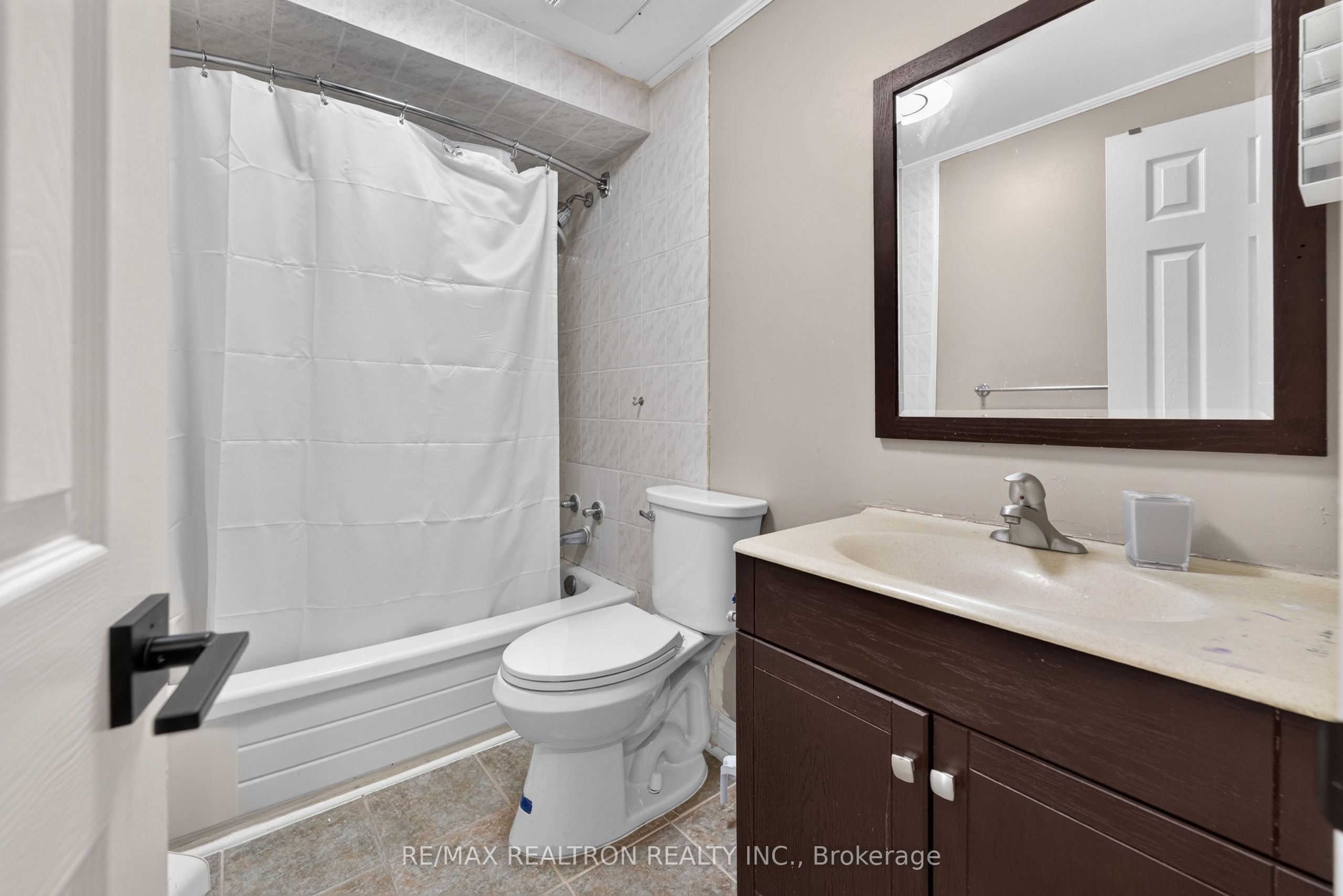 86 Tams Drive #main Property Photo 28