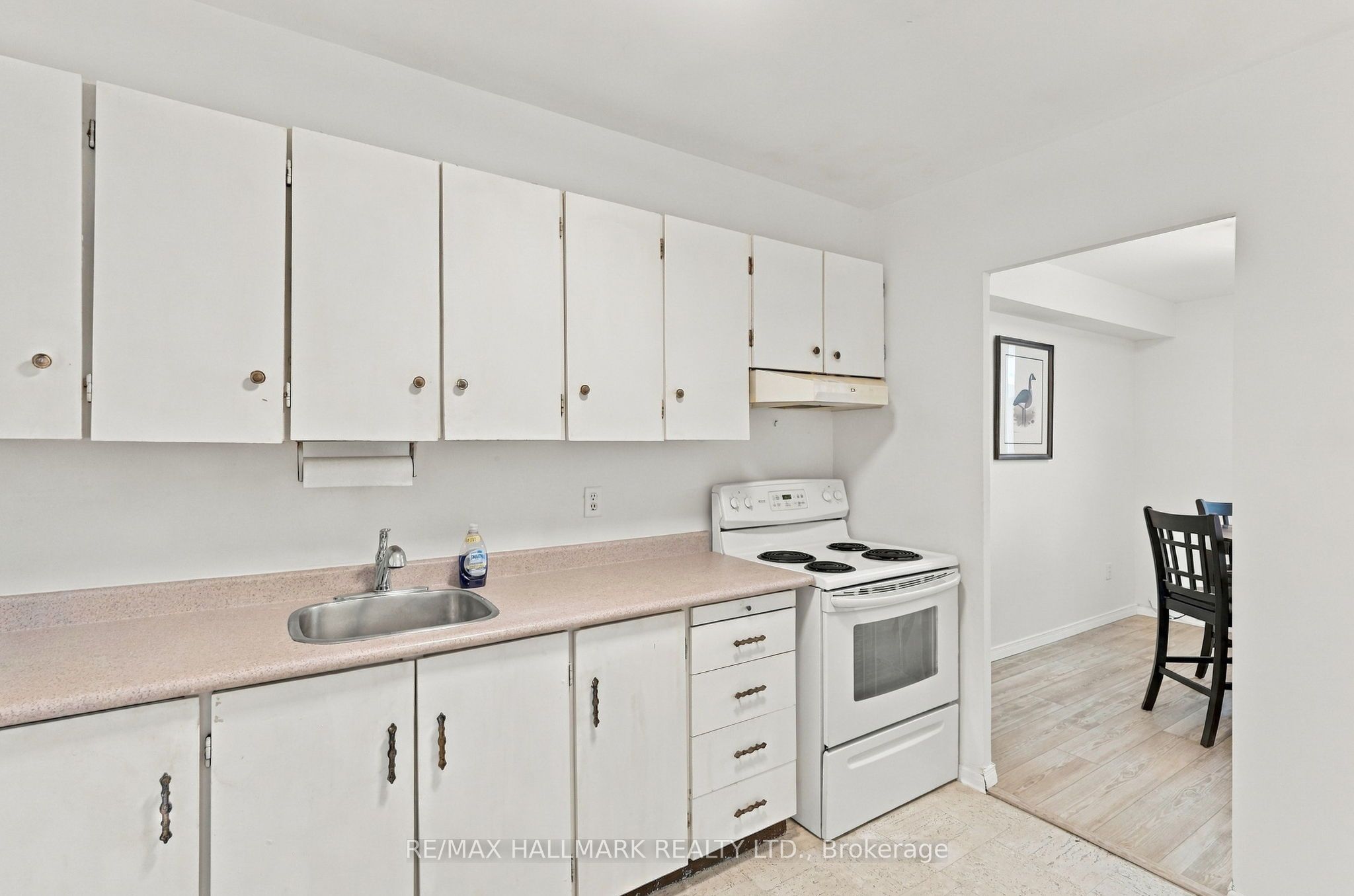 1 Massey Square 1419 Property Photo 7