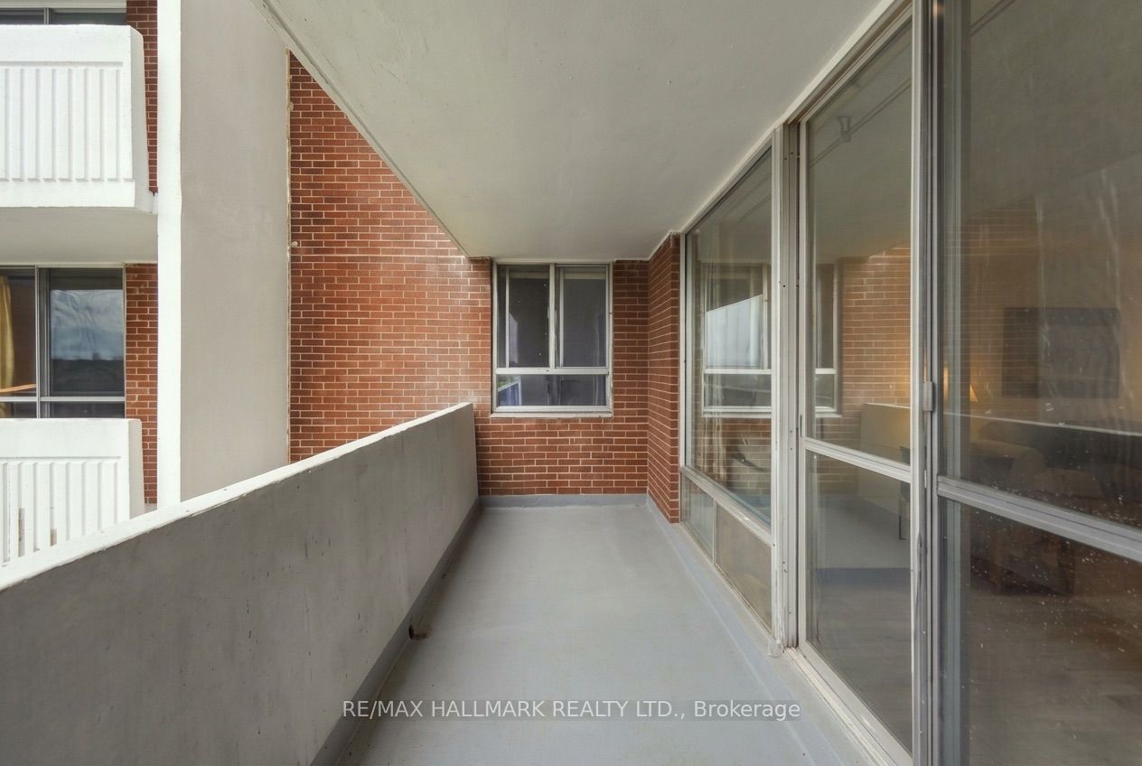 1 Massey Square 1419 Property Photo 13
