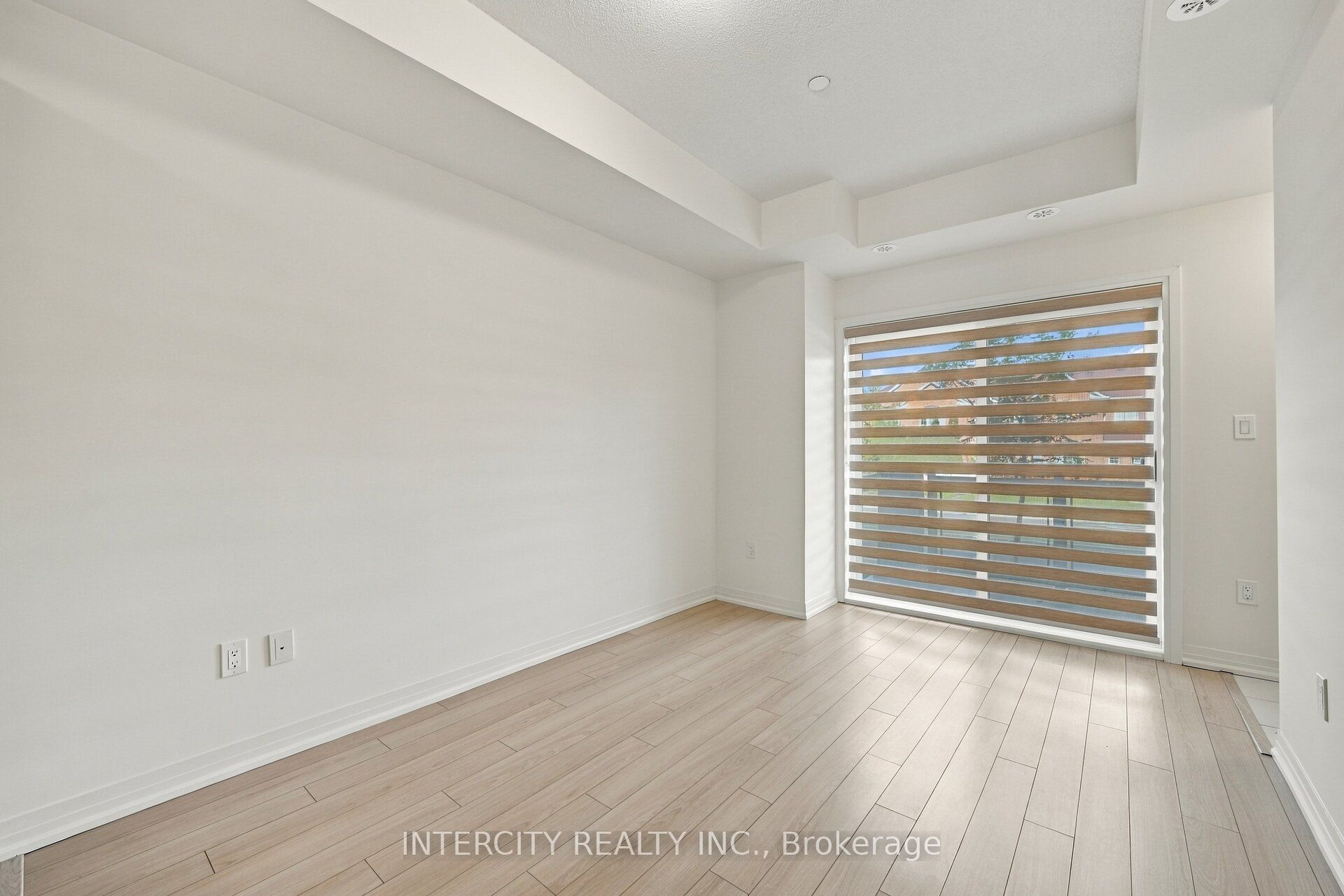 235 Mclevin Avenue 4 Property Photo 7