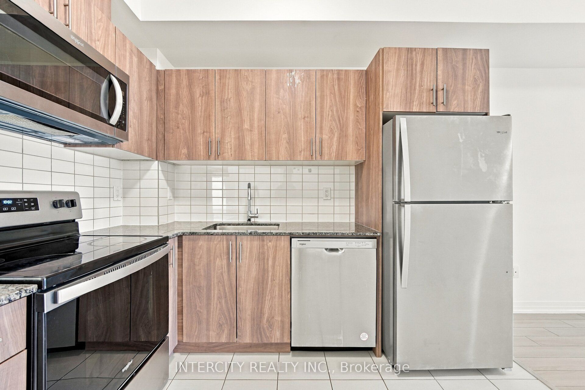 235 Mclevin Avenue 4 Property Photo 13