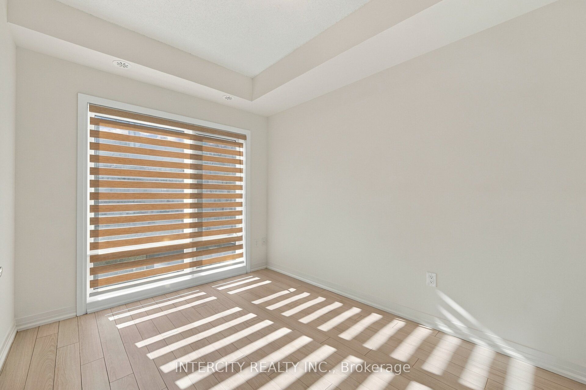 235 Mclevin Avenue 4 Property Photo 15