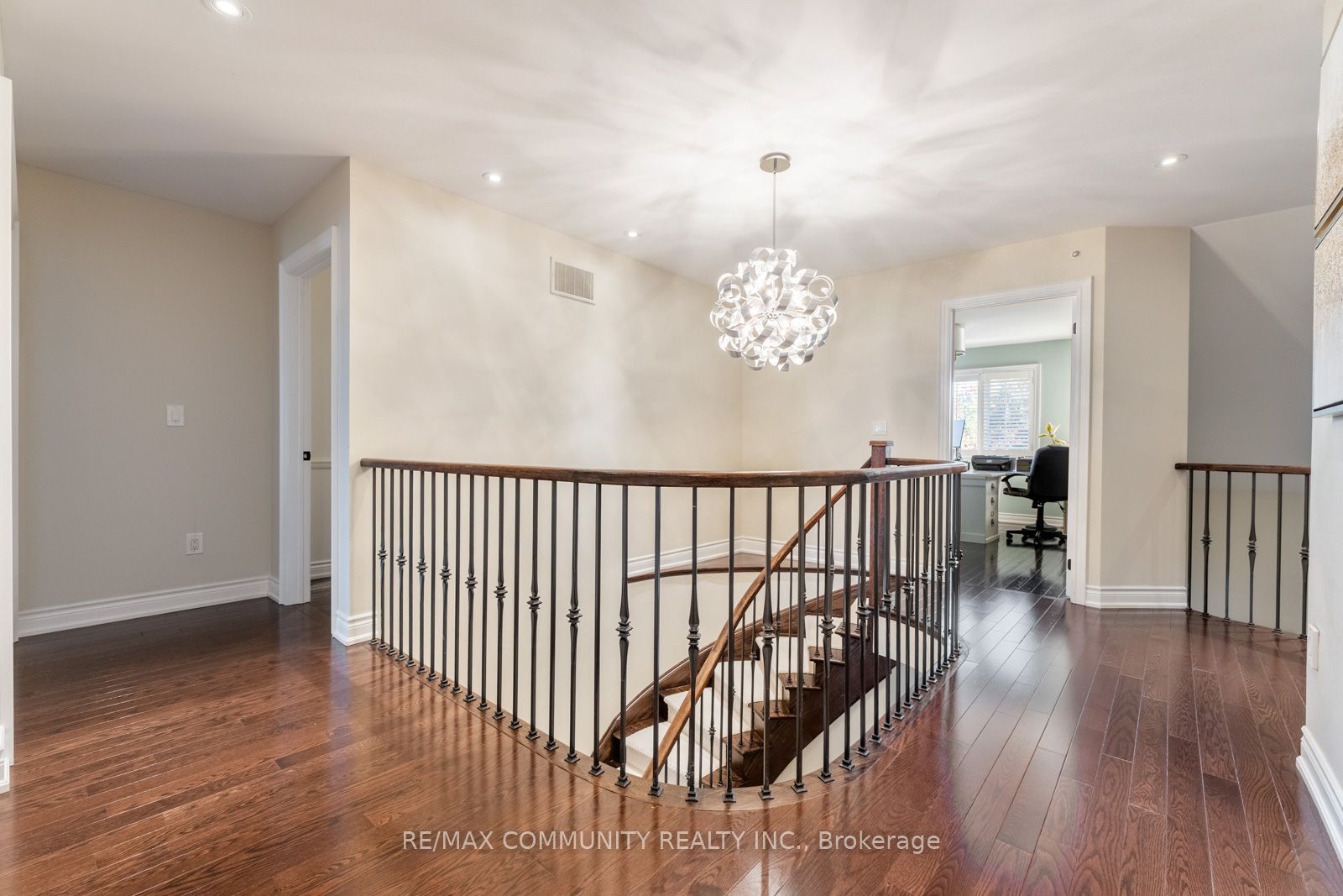353 Shipway Avenue Property Photo 20