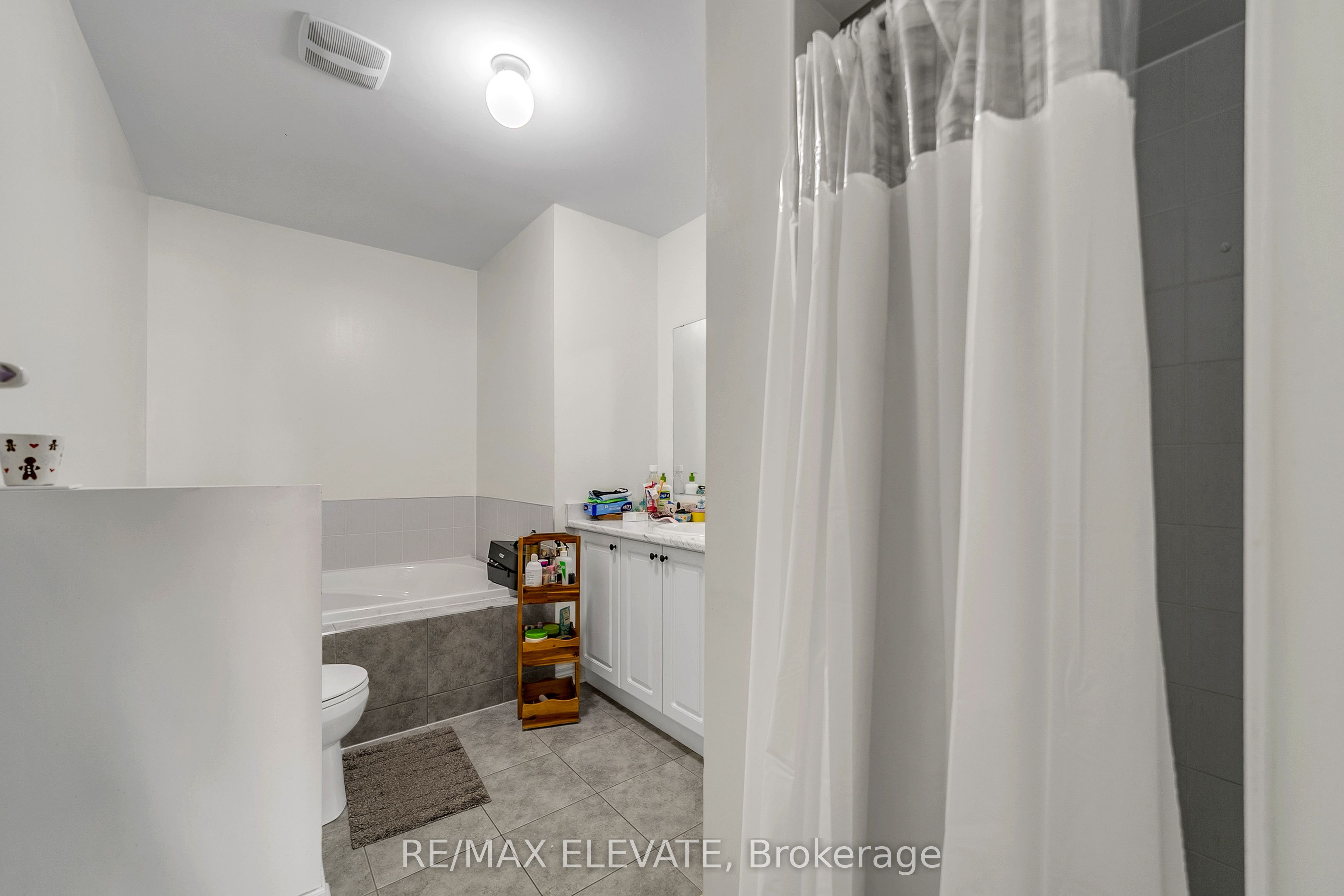 1208 Jim Brewster Circle Property Photo 24