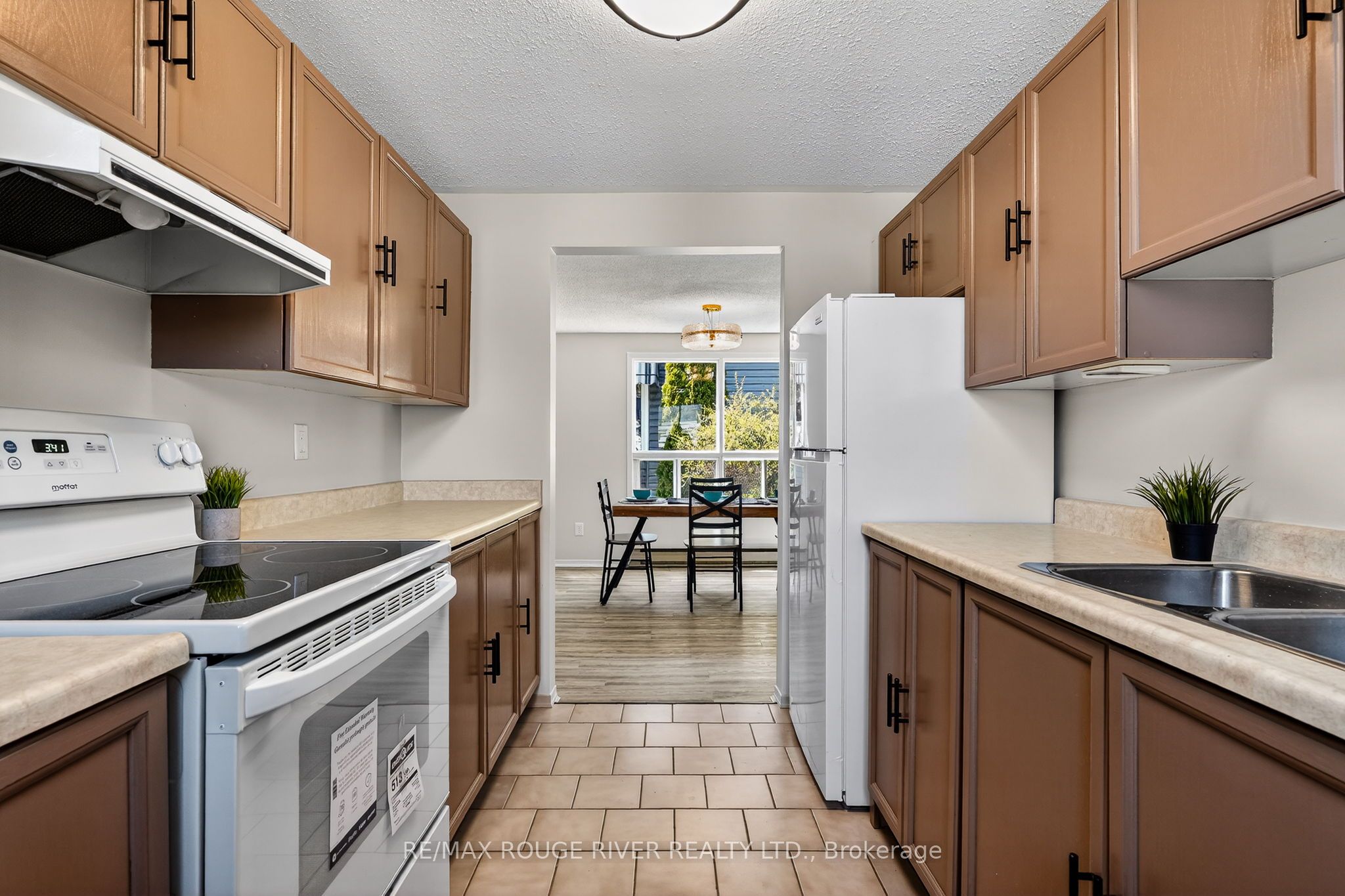 22 Eastbank Road Property Photo 14