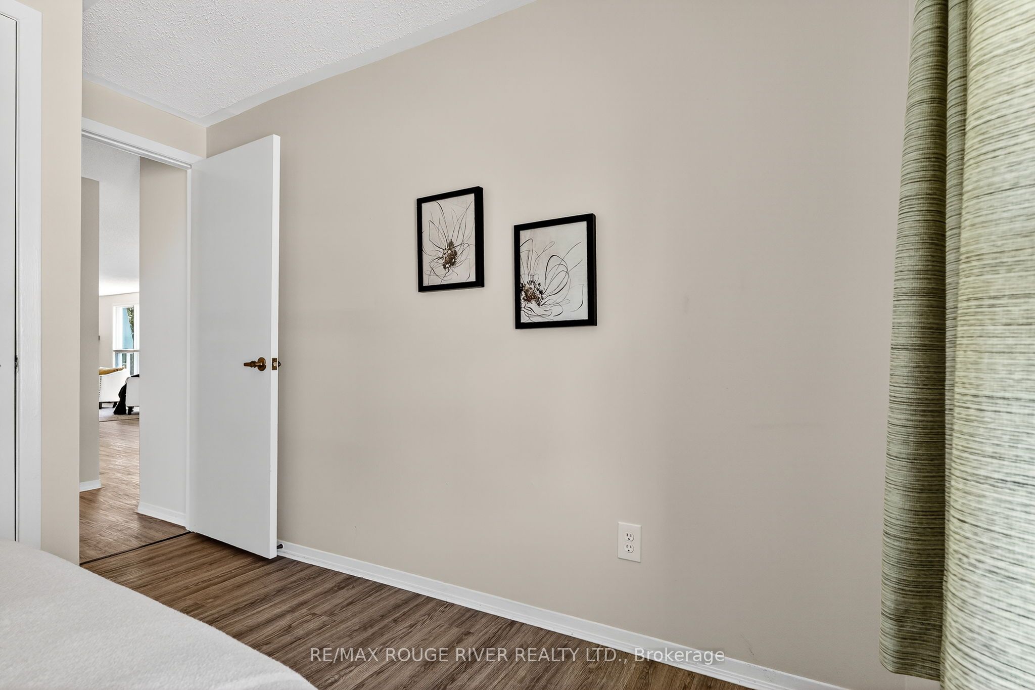 22 Eastbank Road Property Photo 33