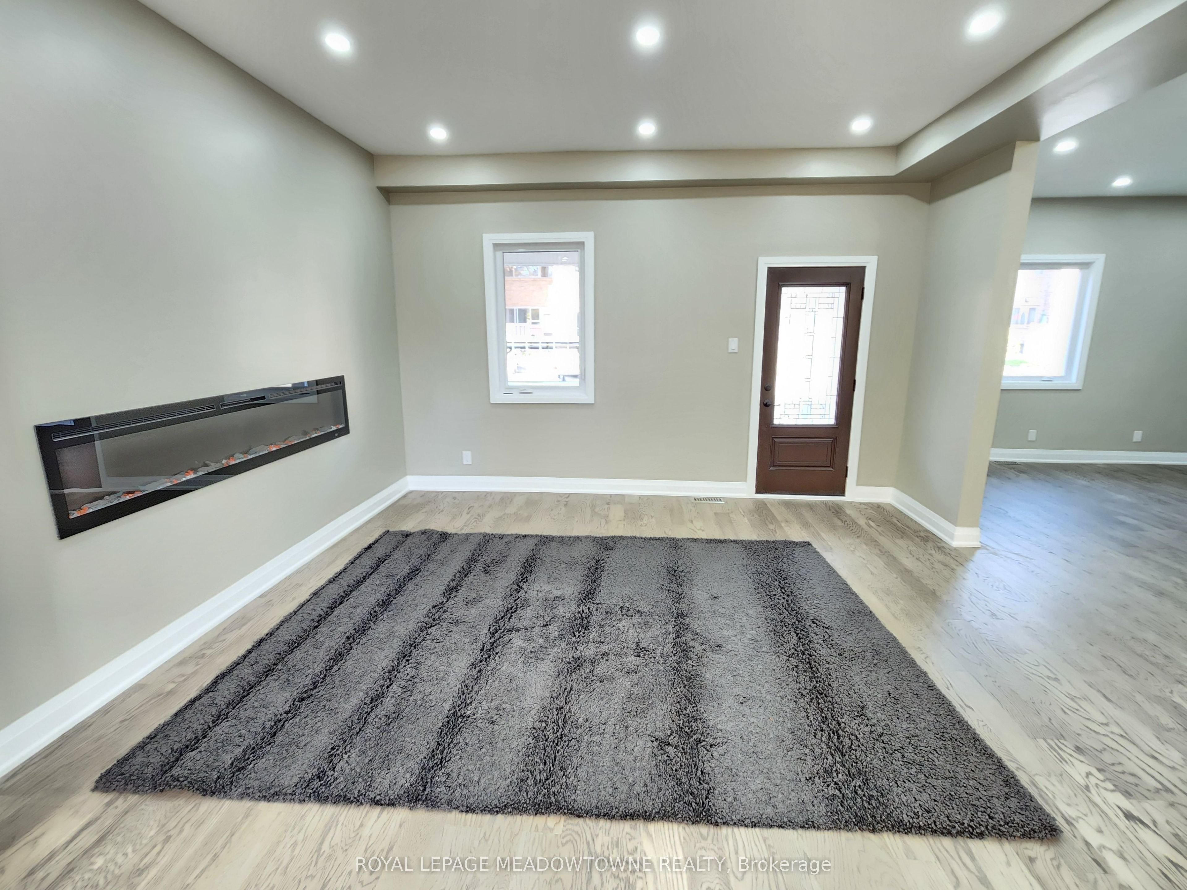 119 Colborne Street E Property Photo 2