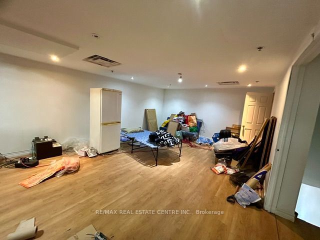328 Passmore Avenue 15 Property Photo 7