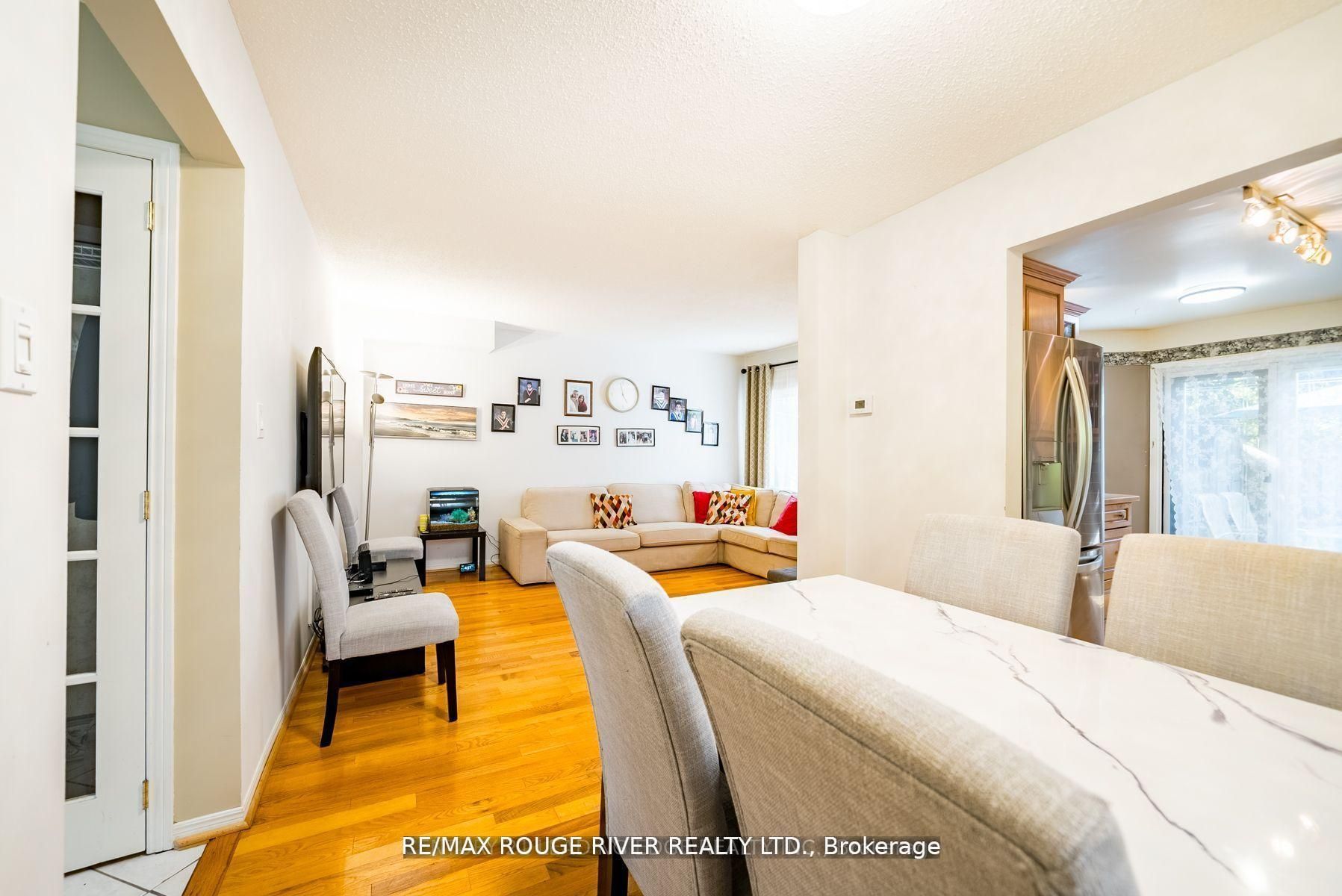 880 Castlegrove Avenue Property Photo 11