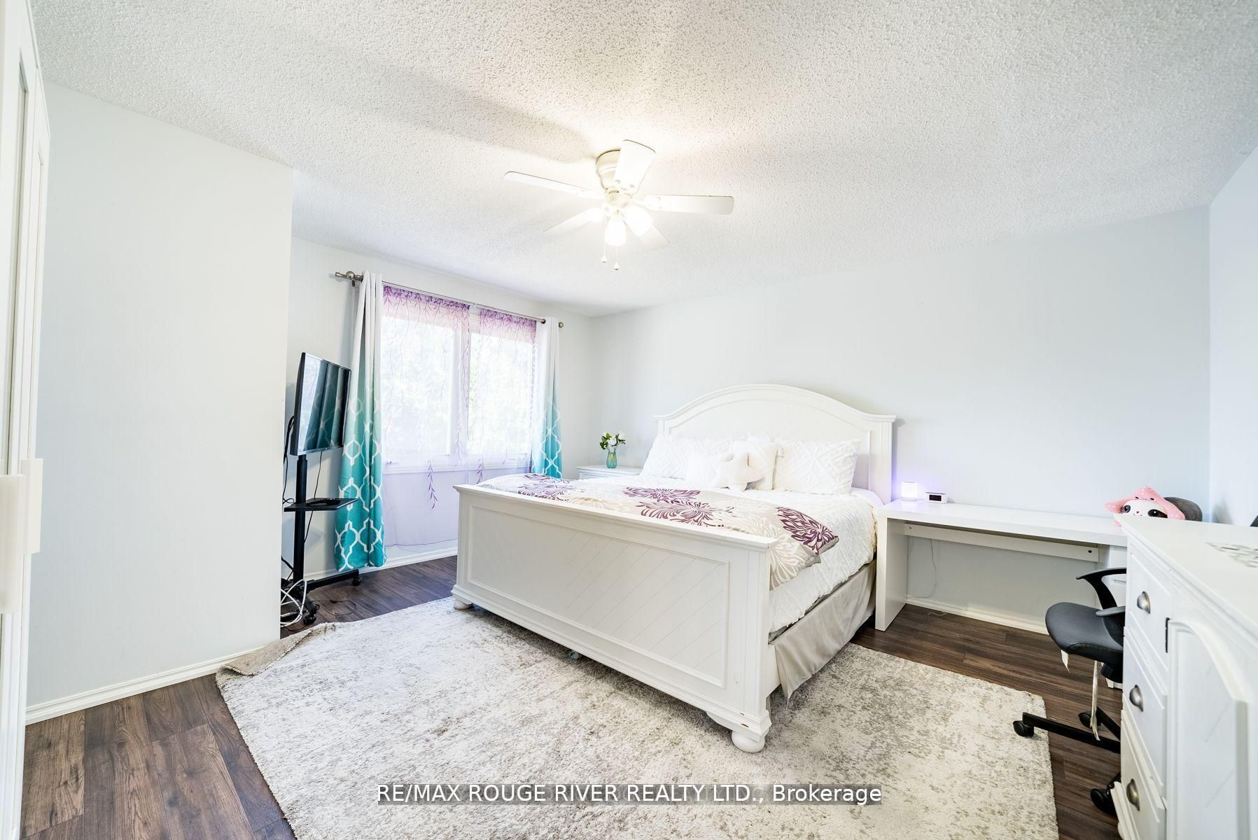 880 Castlegrove Avenue Property Photo 16