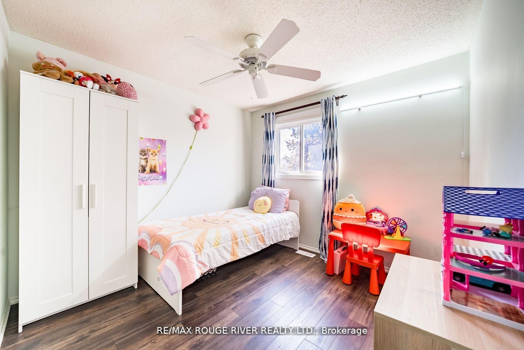 880 Castlegrove Avenue Property Photo 23