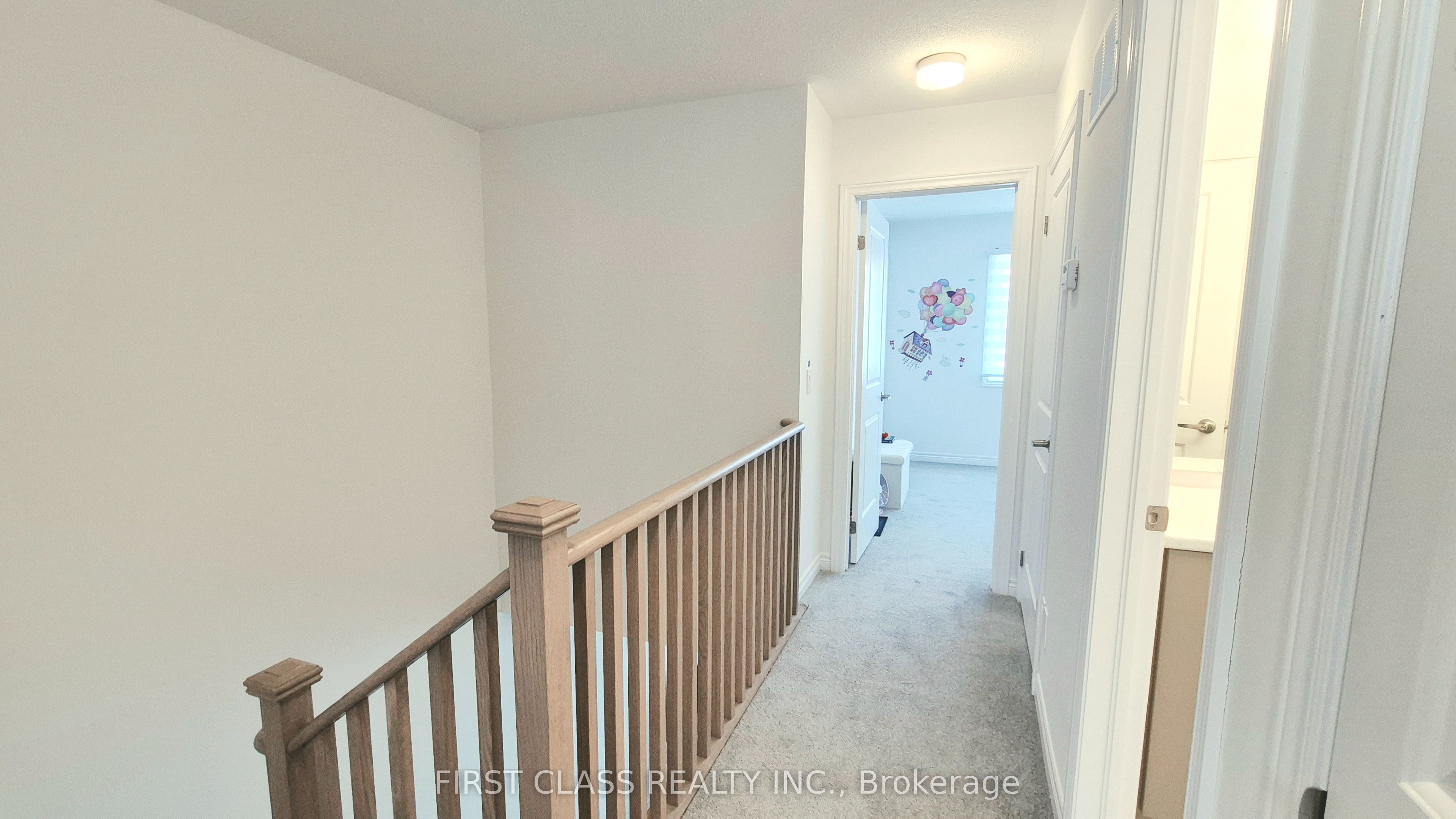 52 Sorbara Way Property Photo 32