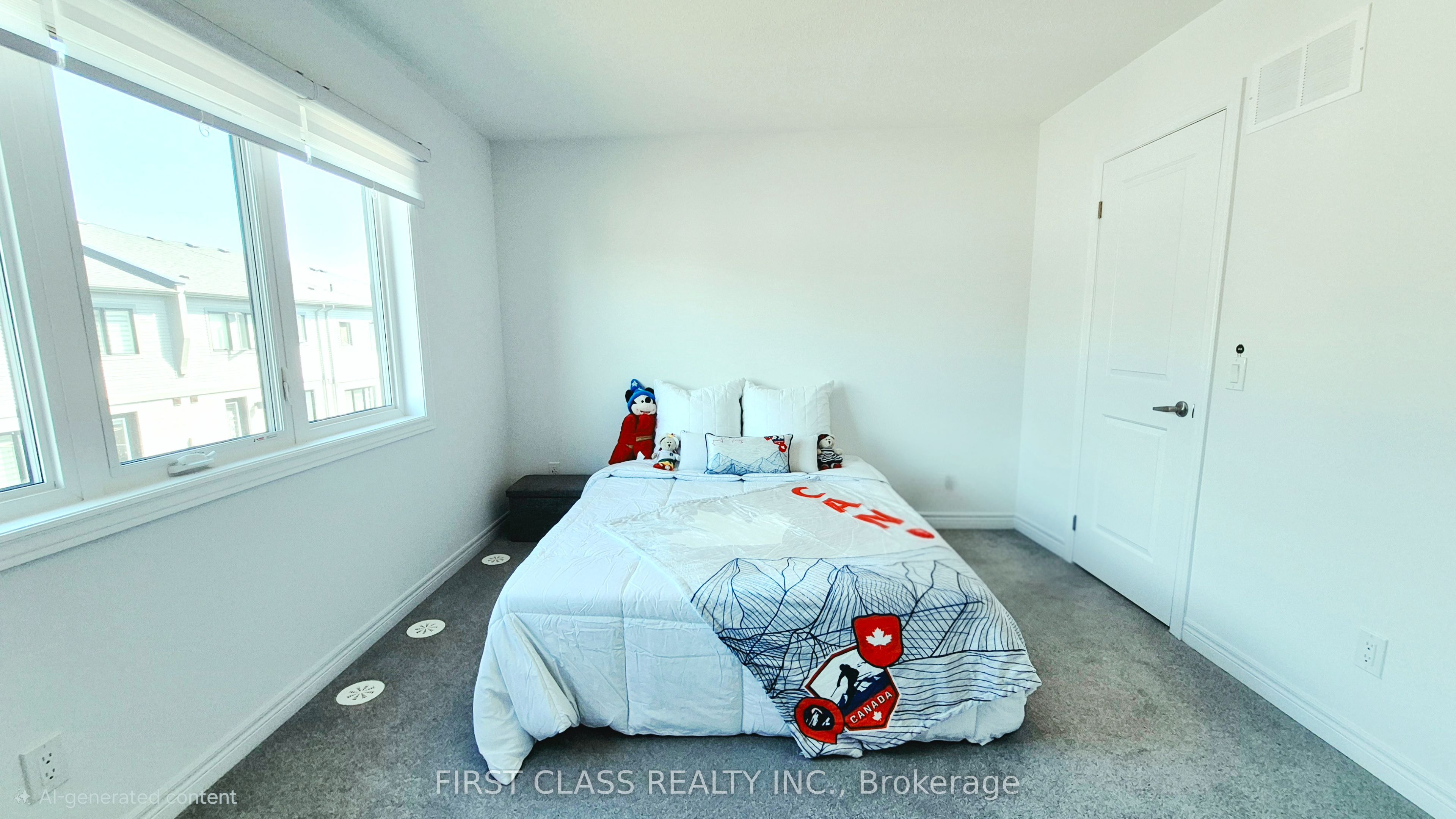 52 Sorbara Way Property Photo 35