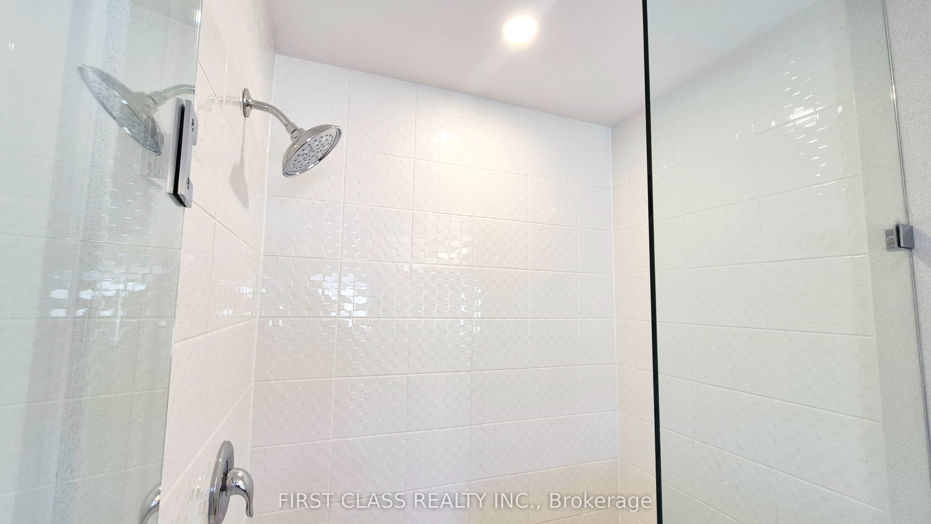 52 Sorbara Way Property Photo 38
