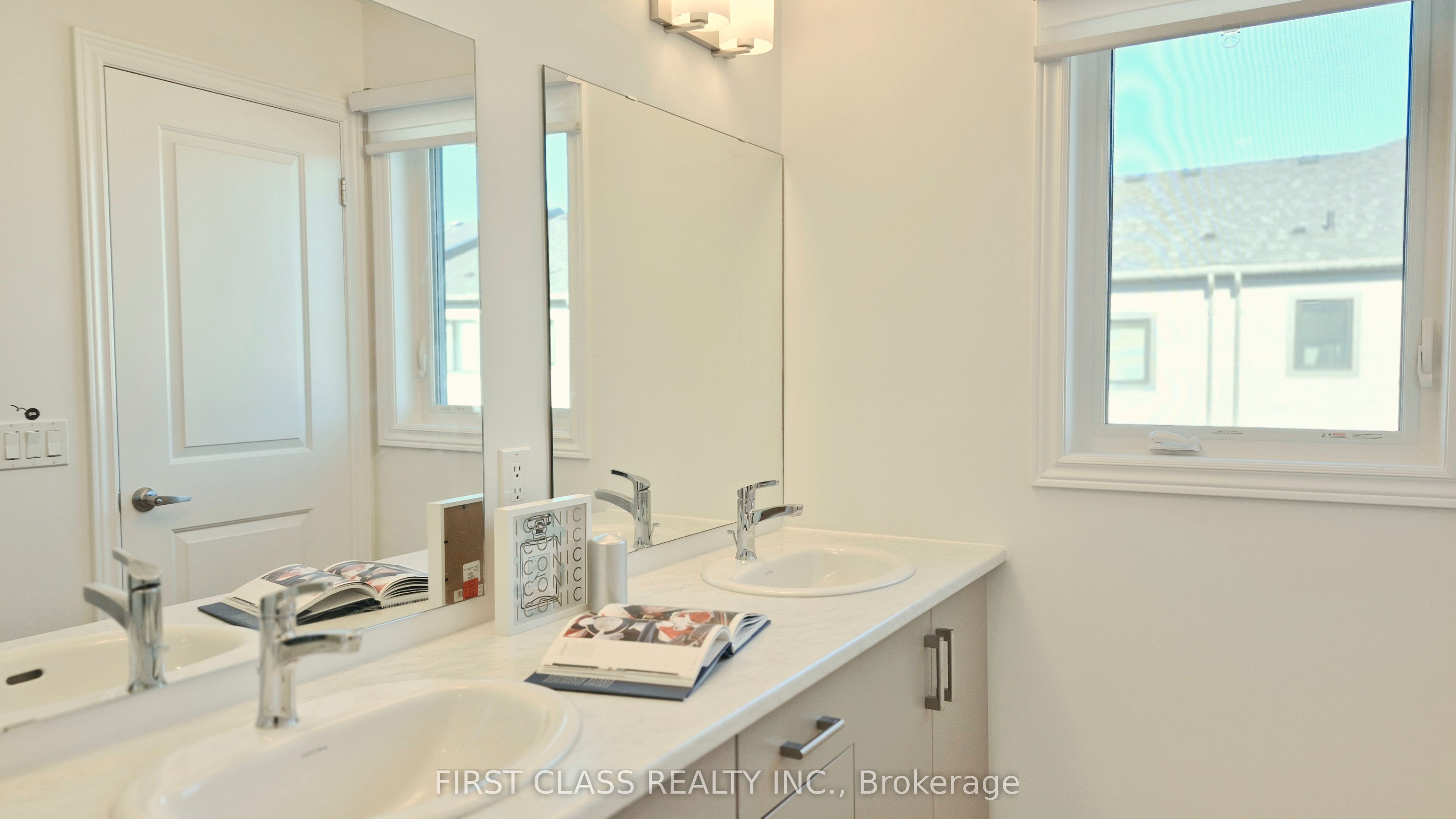 52 Sorbara Way Property Photo 39