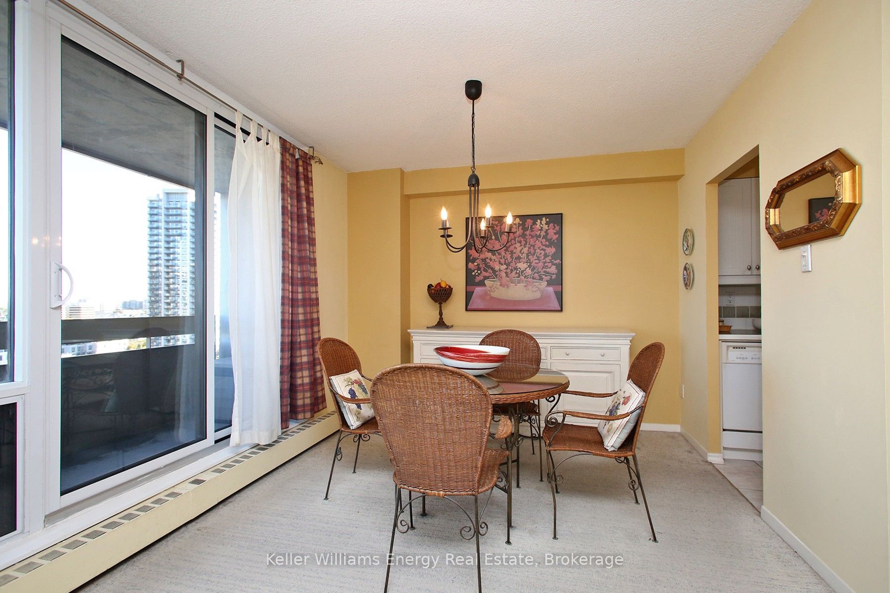1210 Radom Street 1209 Property Photo 3