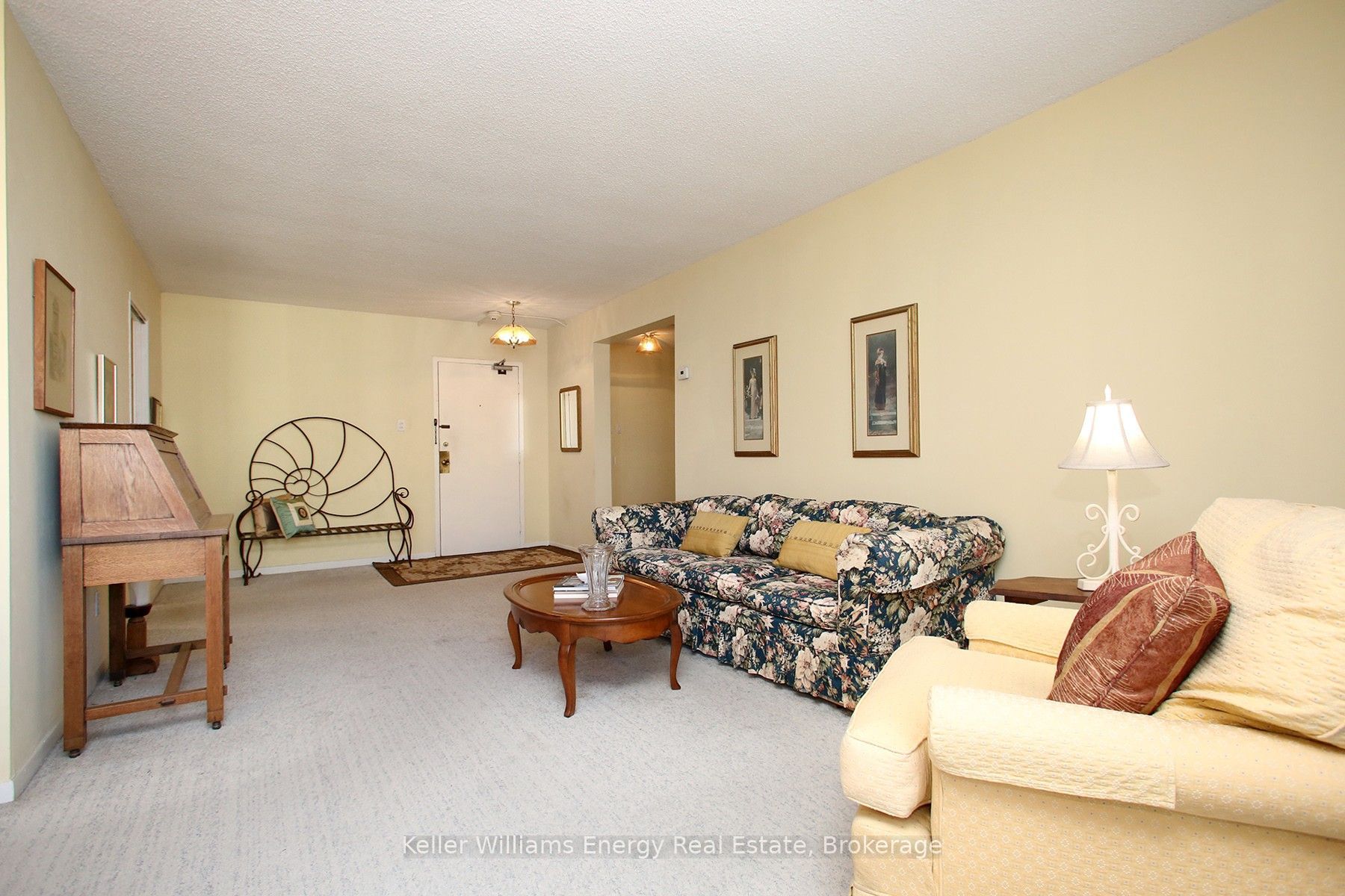 1210 Radom Street 1209 Property Photo 7