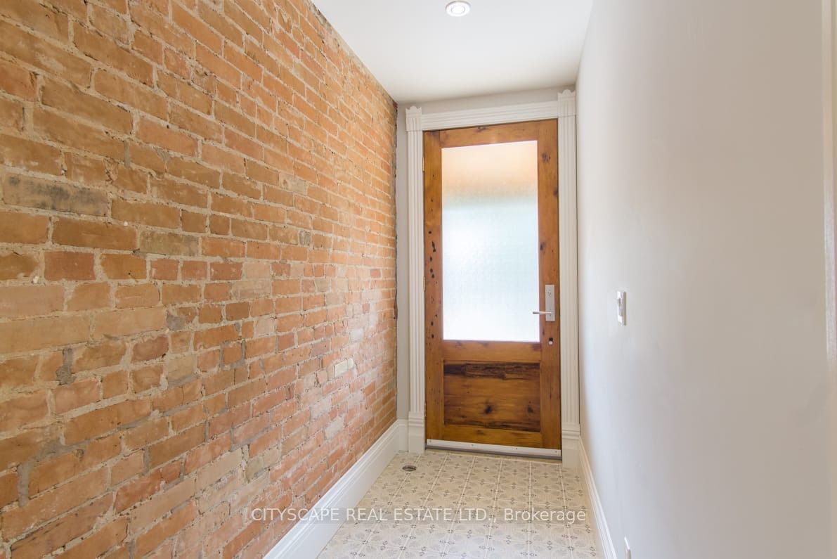 936 Dundas Street E Main Property Photo 4