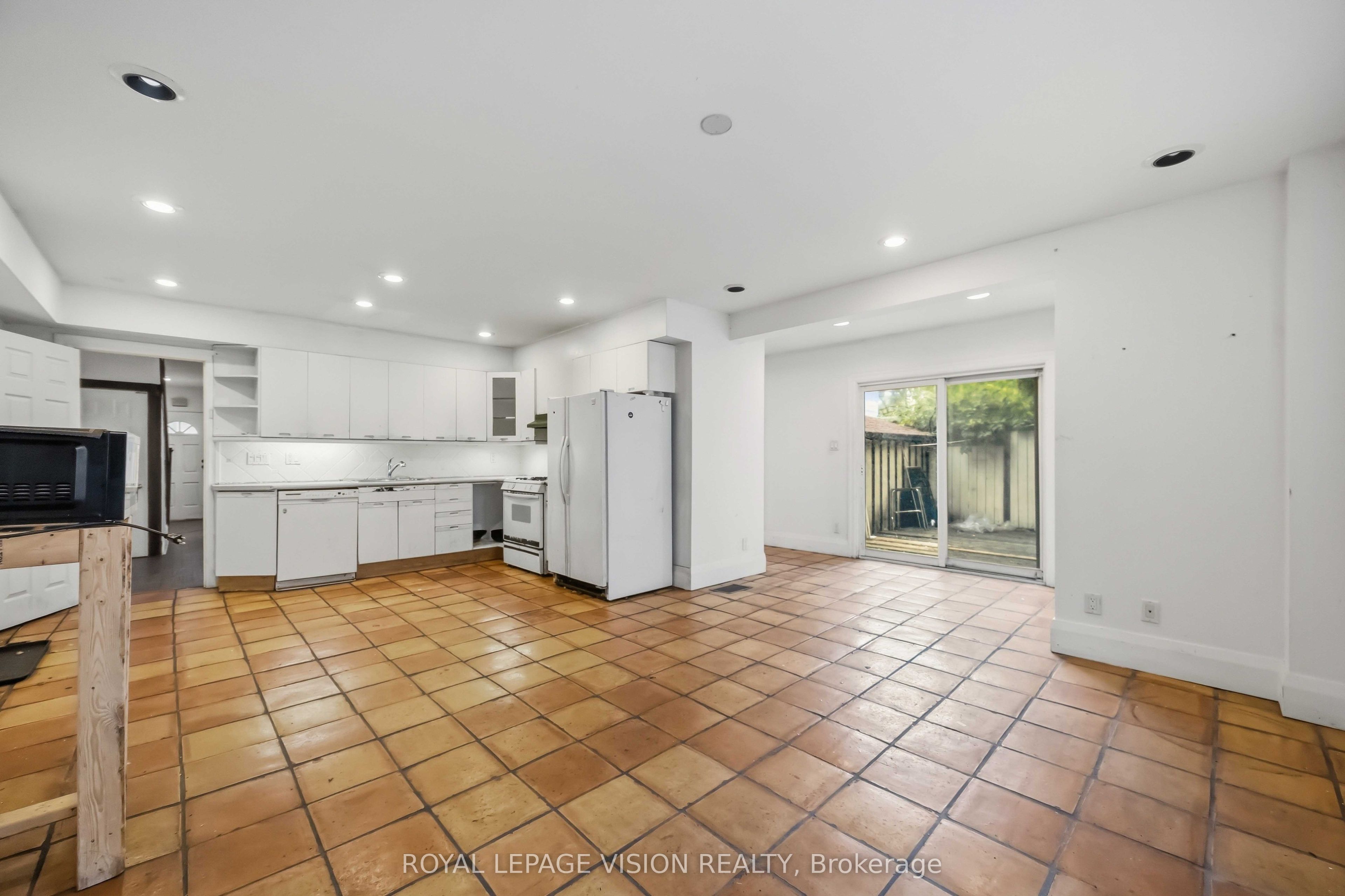 9 East Road Property Photo 12