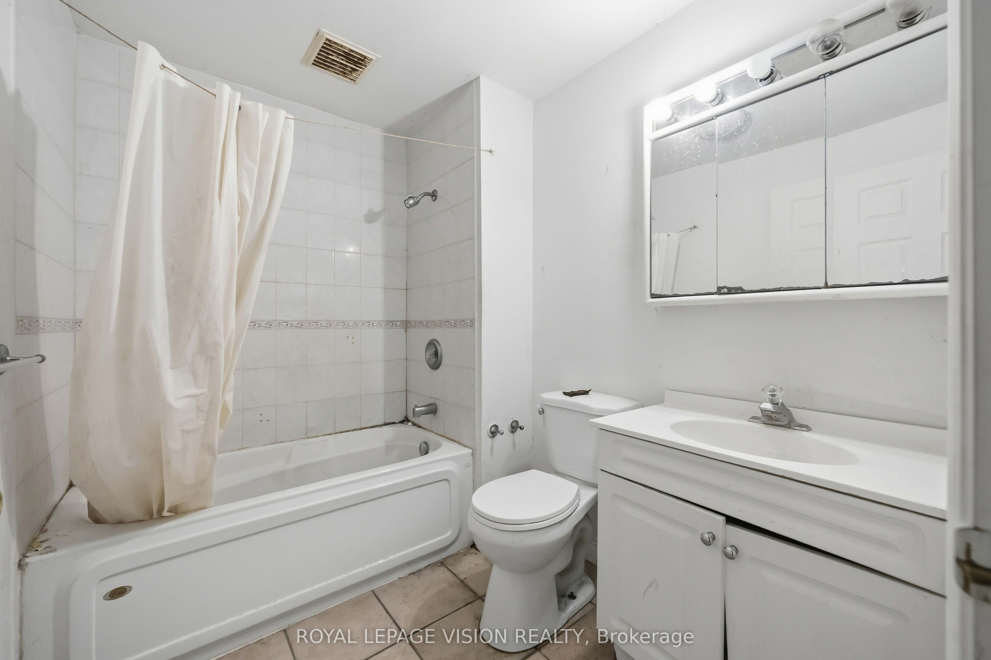 9 East Road Property Photo 25