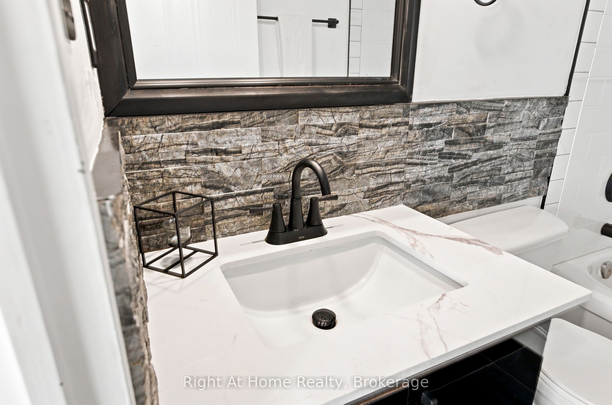 11753 Sheppard Avenue E 1215 Property Photo 33