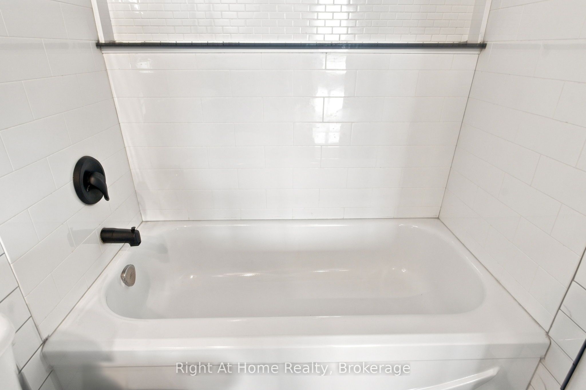 11753 Sheppard Avenue E 1215 Property Photo 36