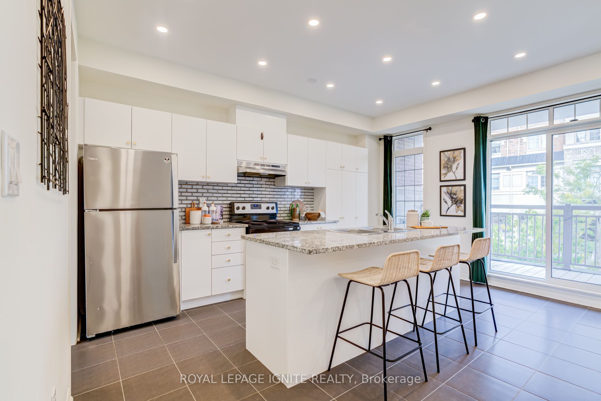 5 Sleeky Lane Property Photo 14