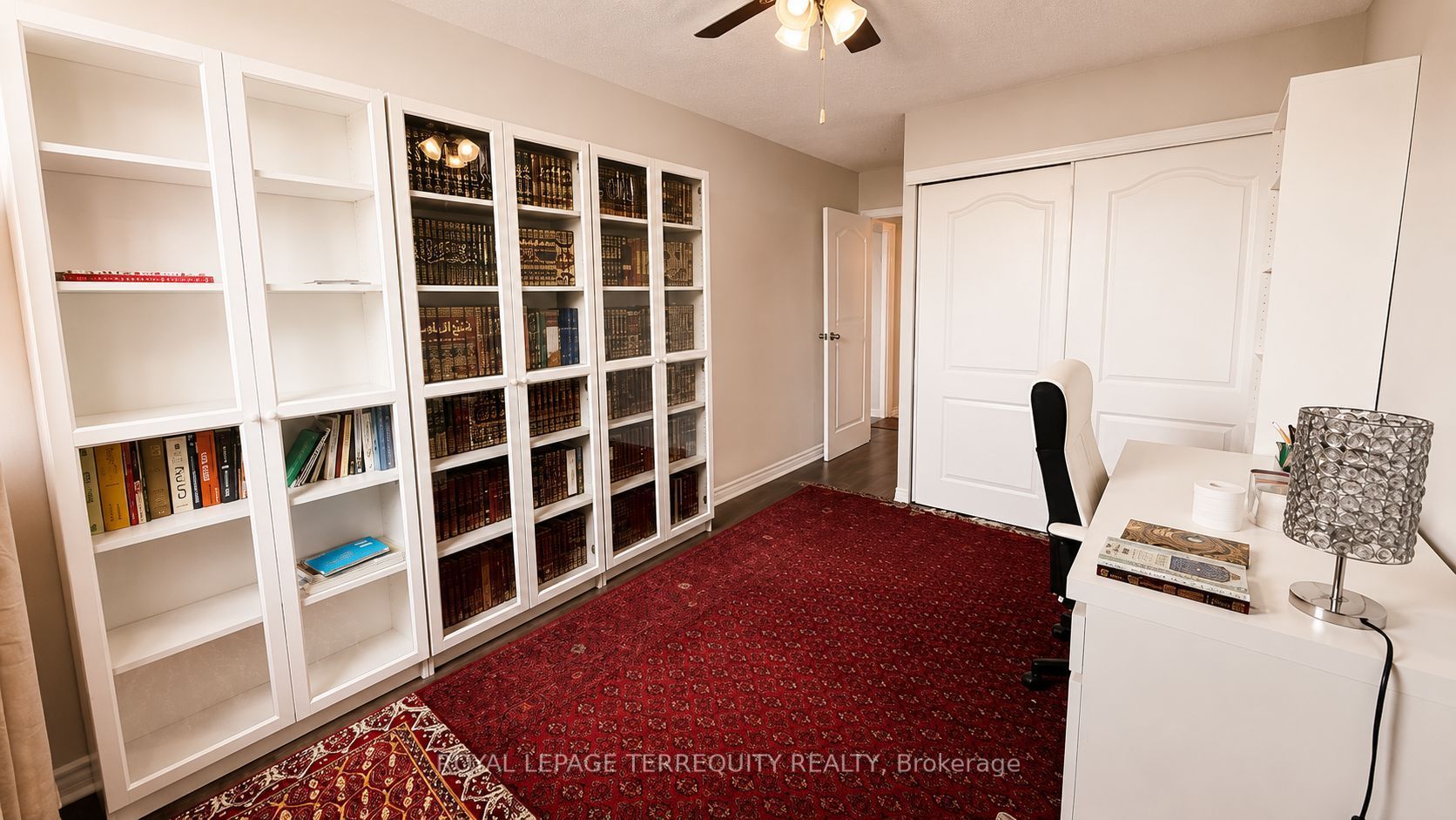 100 Wingarden Court 409 Property Photo 3