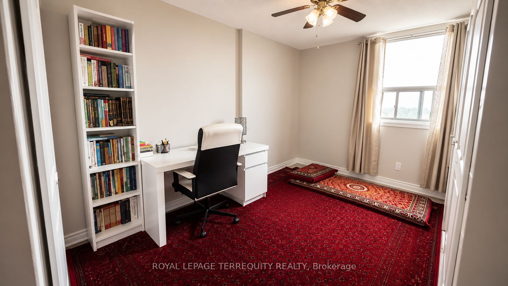 100 Wingarden Court 409 Property Photo 4