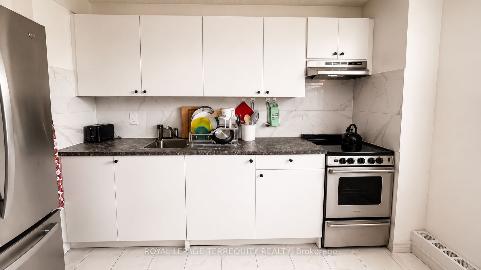 100 Wingarden Court 409 Property Photo 6