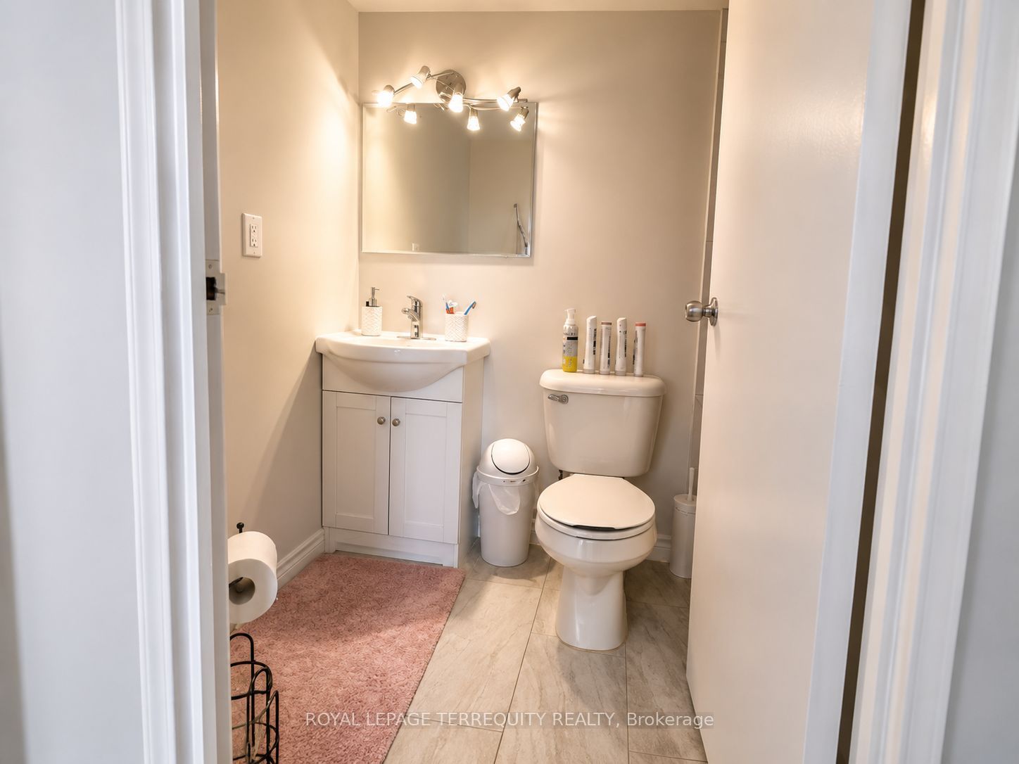 100 Wingarden Court 409 Property Photo 10