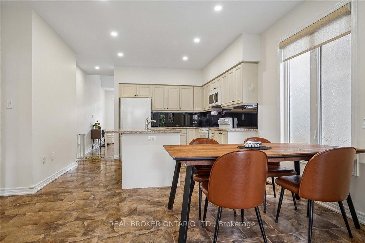 90 Erskine Drive Property Photo 9