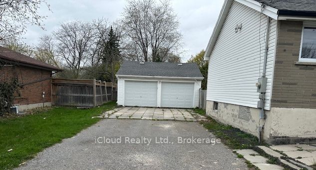 E13864702 Property Photo 3