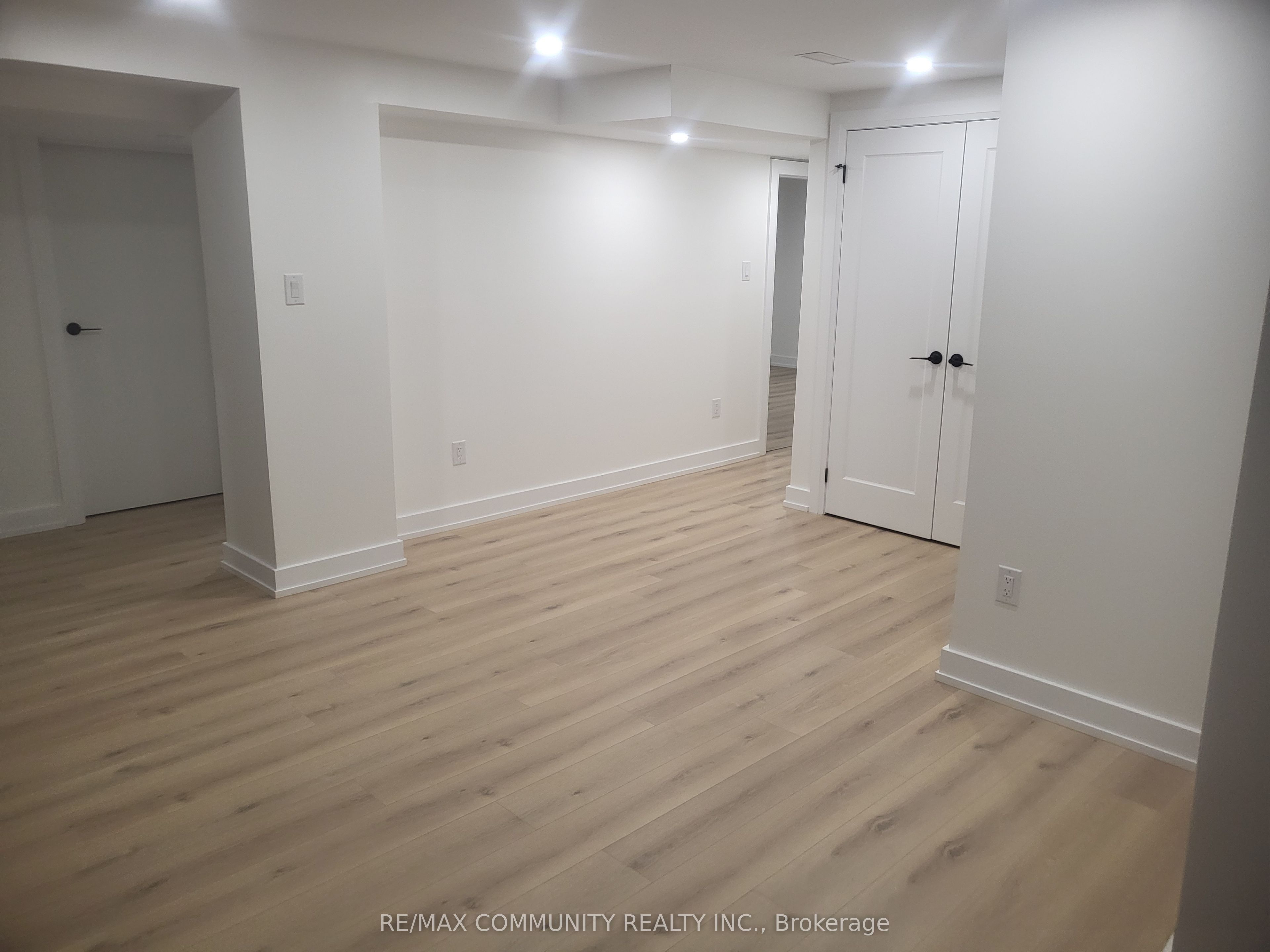 609 Amberwood Crescent Basement Property Photo 6