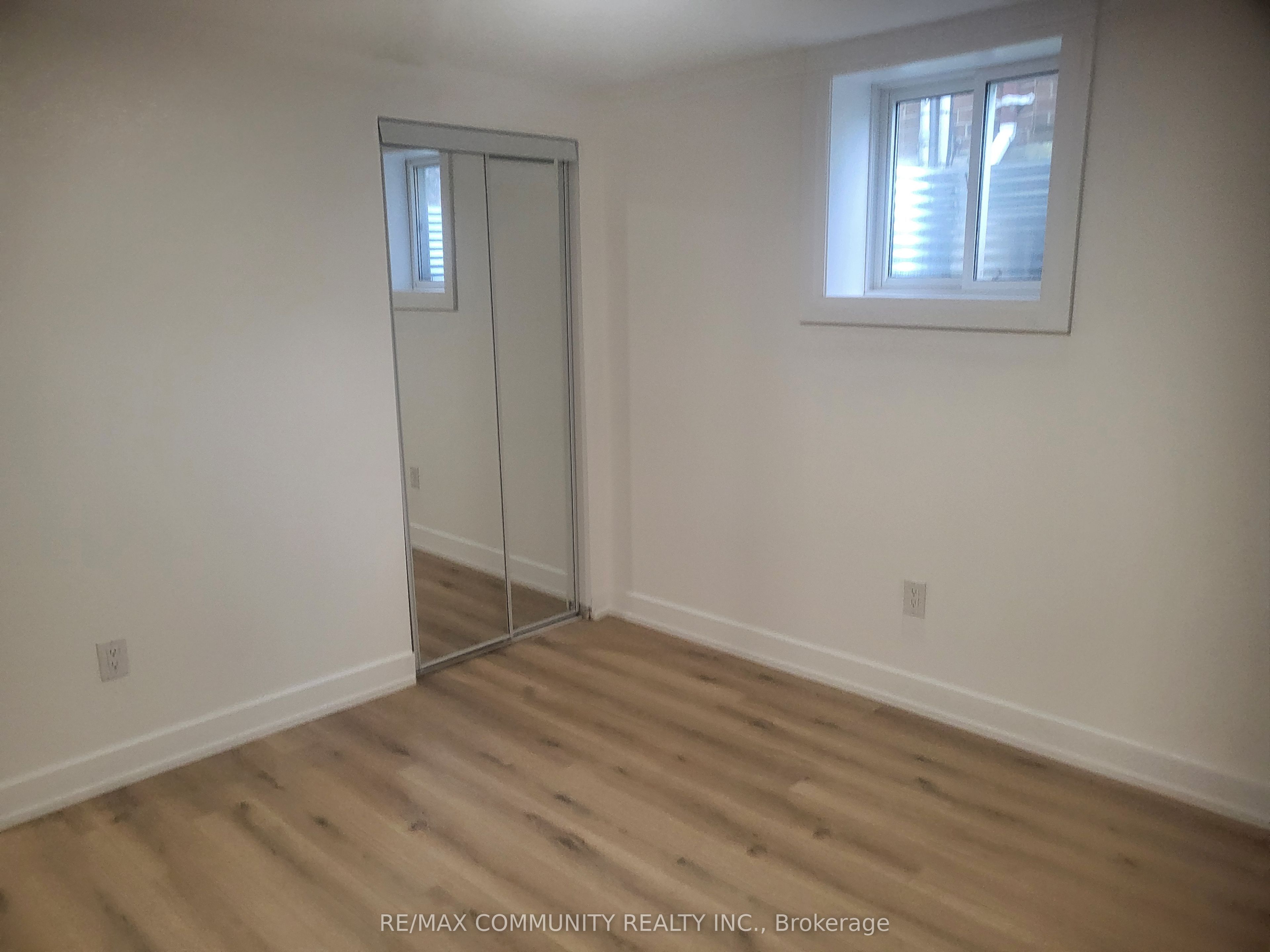 609 Amberwood Crescent Basement Property Photo 11