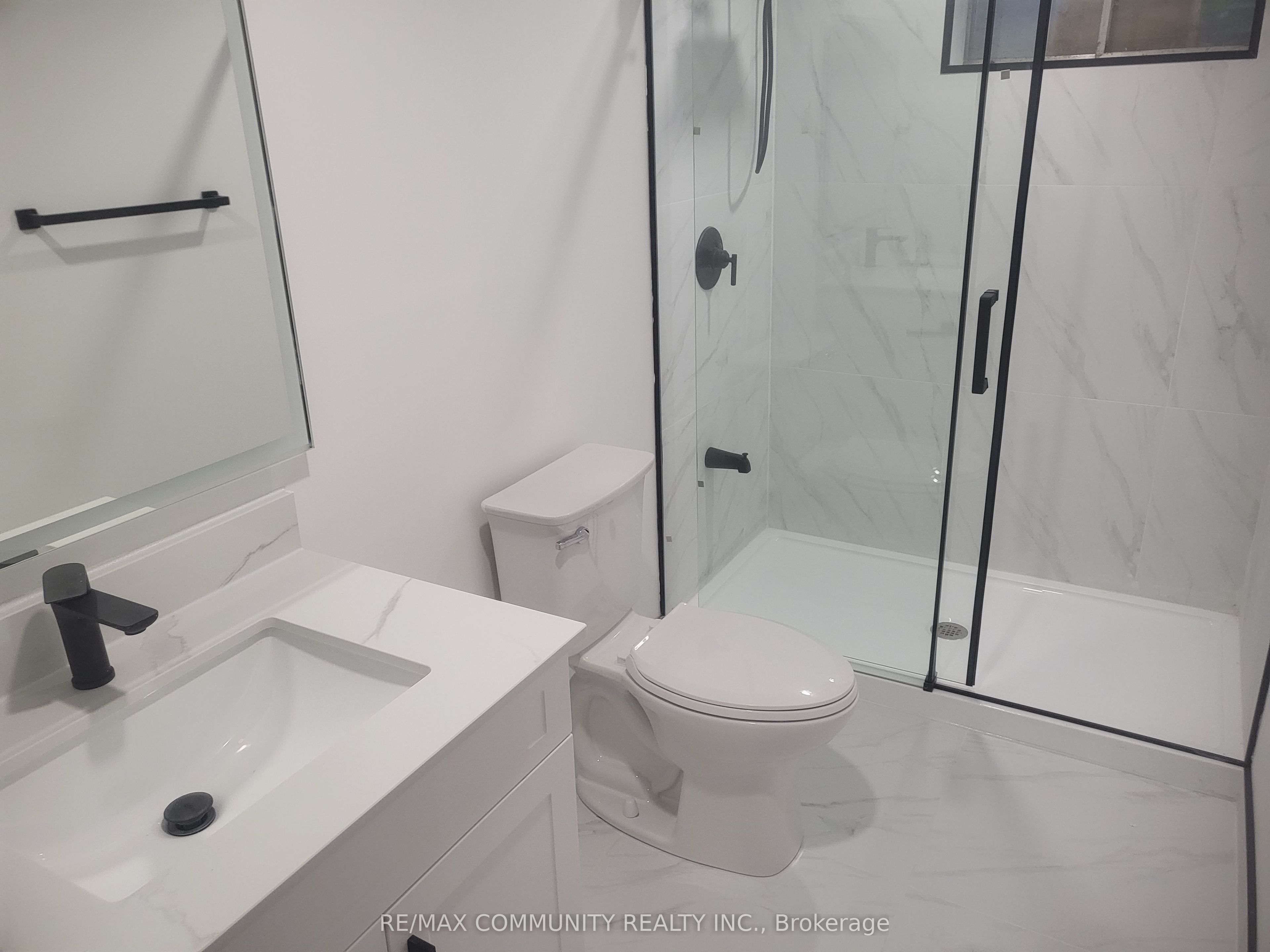 609 Amberwood Crescent Basement Property Photo 12