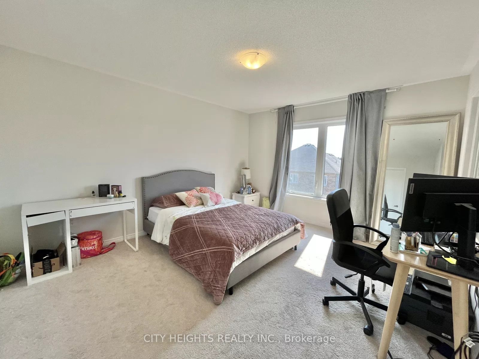 92 Jerome Way Property Photo 15