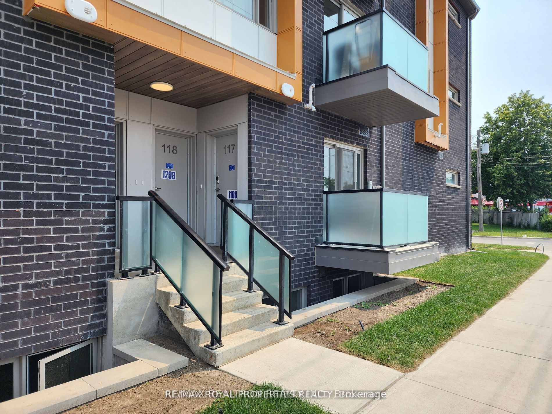 1081 Danforth Road 117 Property Photo 2