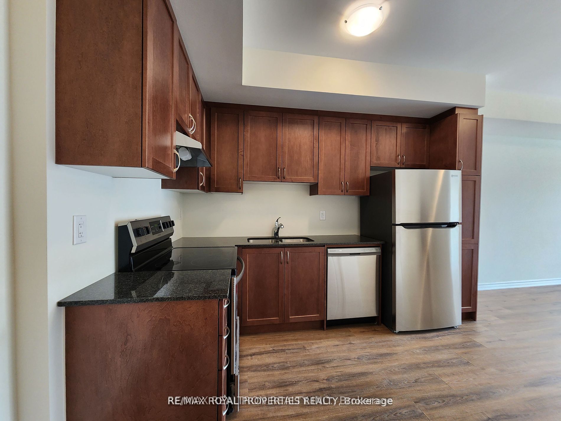 1081 Danforth Road 117 Property Photo 8