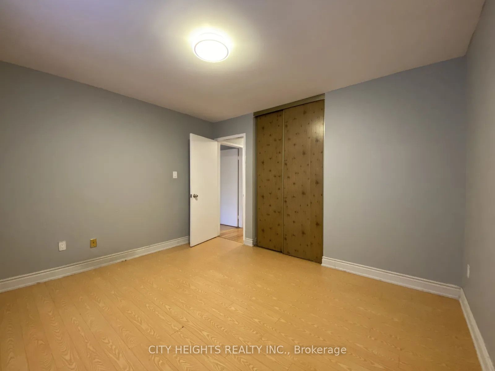 53 Goldring Drive Property Photo 7