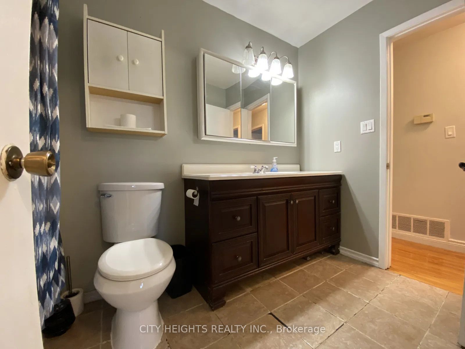 53 Goldring Drive Property Photo 9